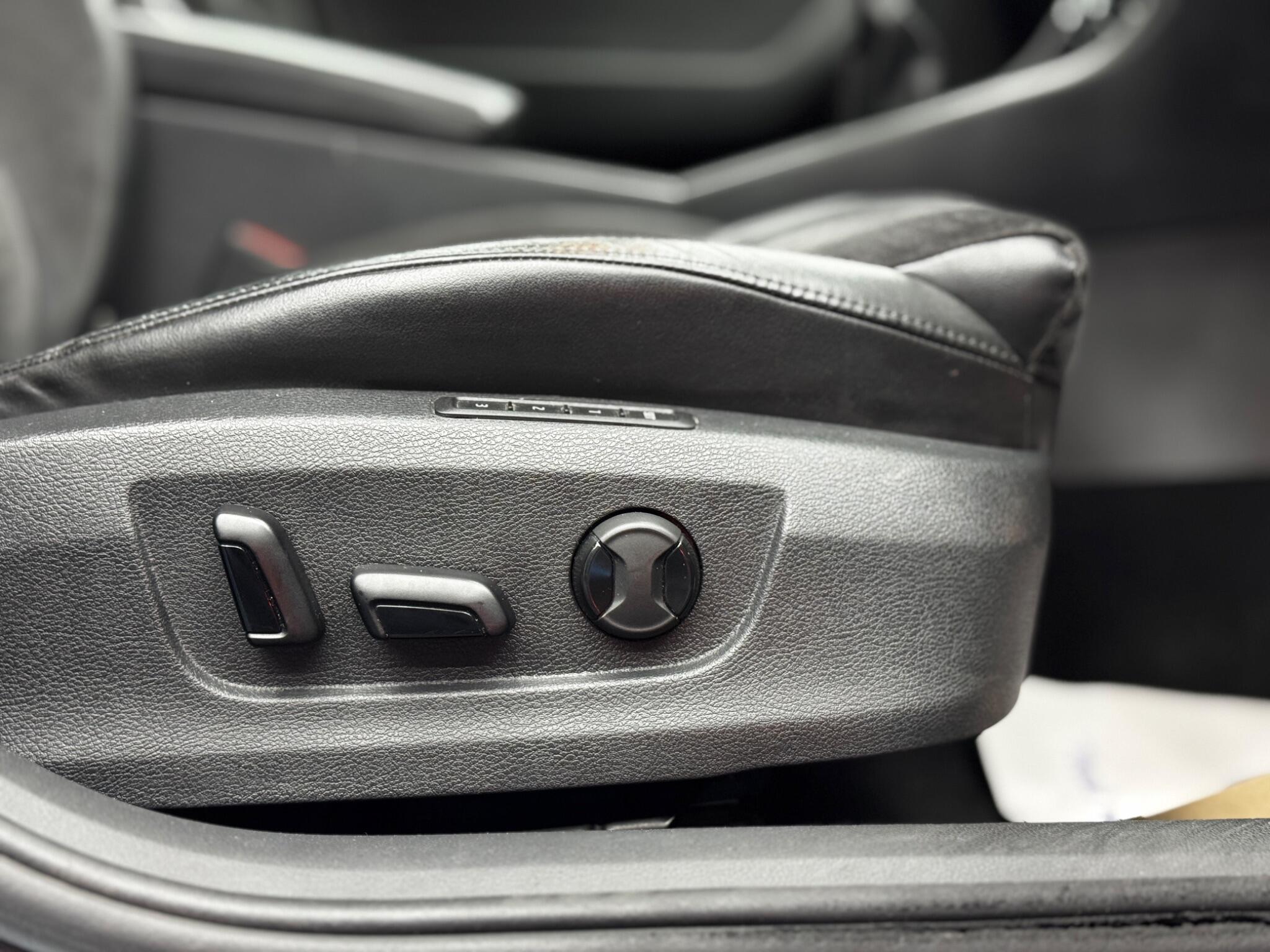 Skoda Superb 1.6 TDI SE Technology DSG Euro 6 (s/s) 5dr 5dr Automatic 2025