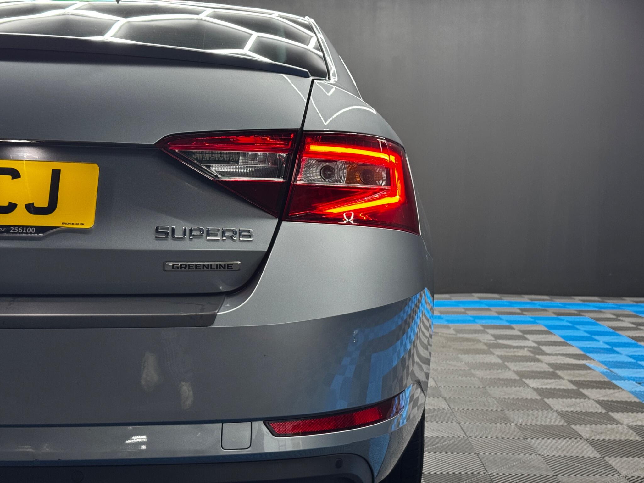 Skoda Superb 1.6 TDI SE Technology DSG Euro 6 (s/s) 5dr 5dr Automatic 2025