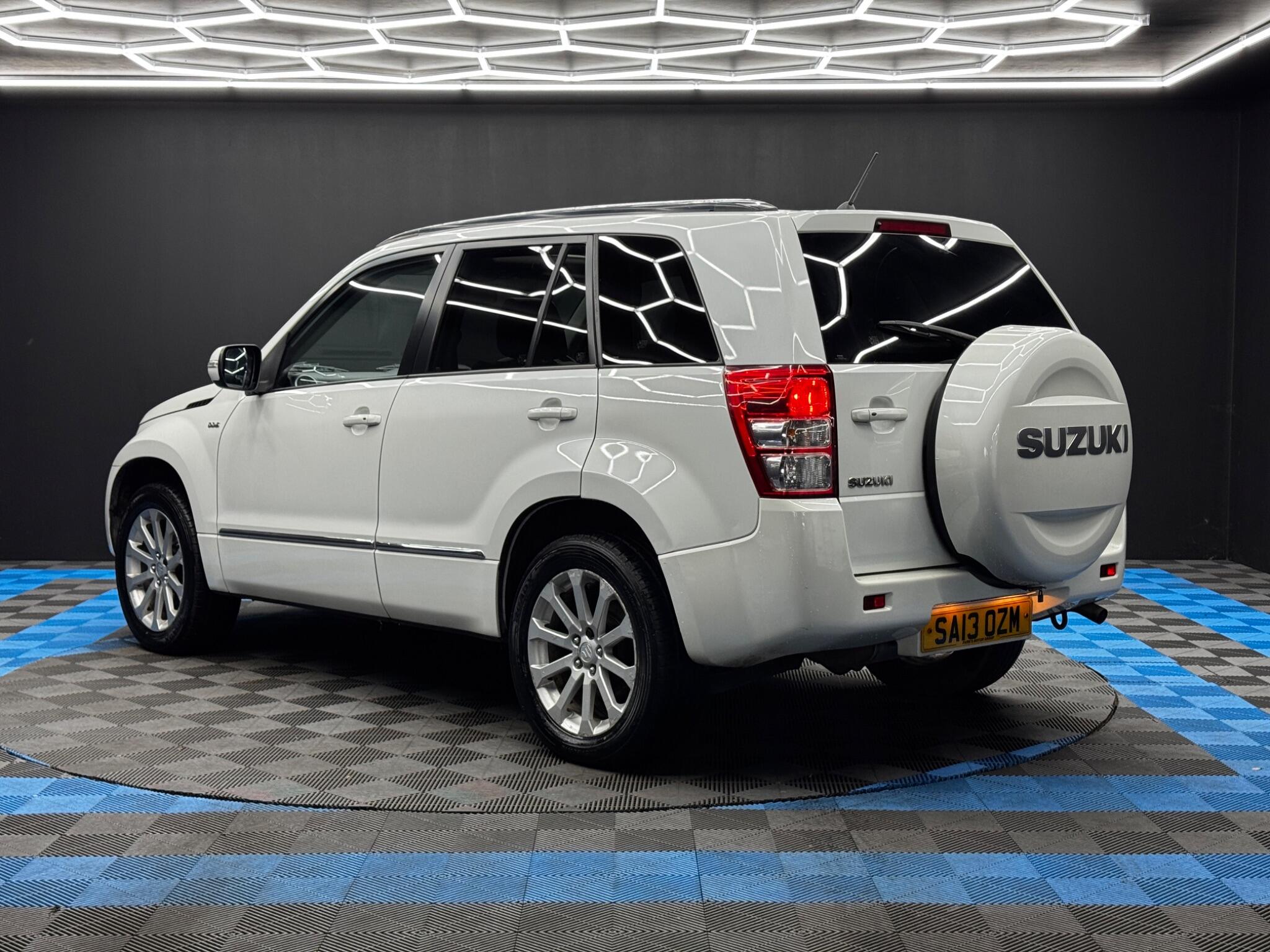 Suzuki Grand Vitara 1.9 DDiS SZ5 4WD Euro 5 5dr 5dr Manual 2025