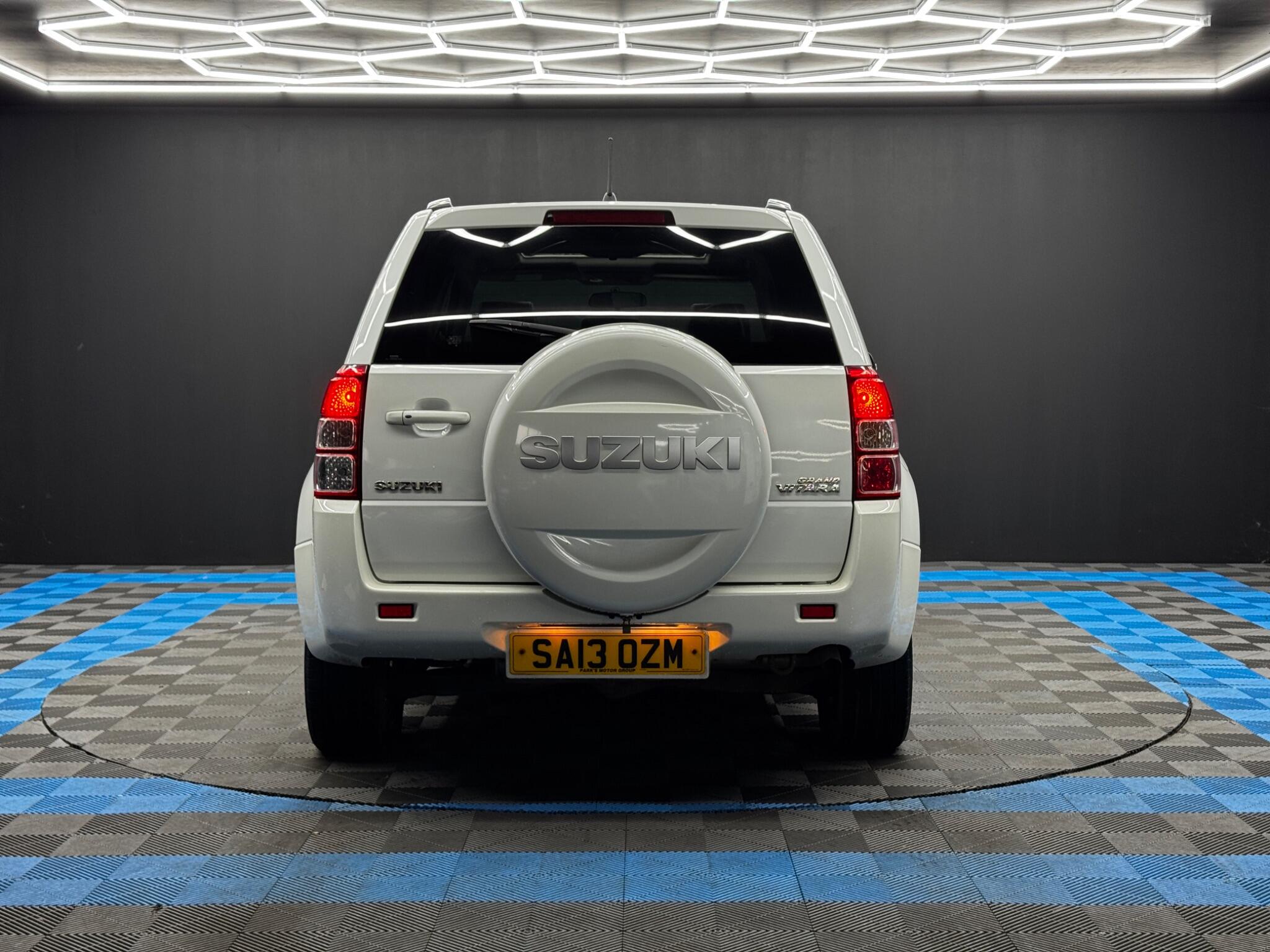 Suzuki Grand Vitara 1.9 DDiS SZ5 4WD Euro 5 5dr 5dr Manual 2025