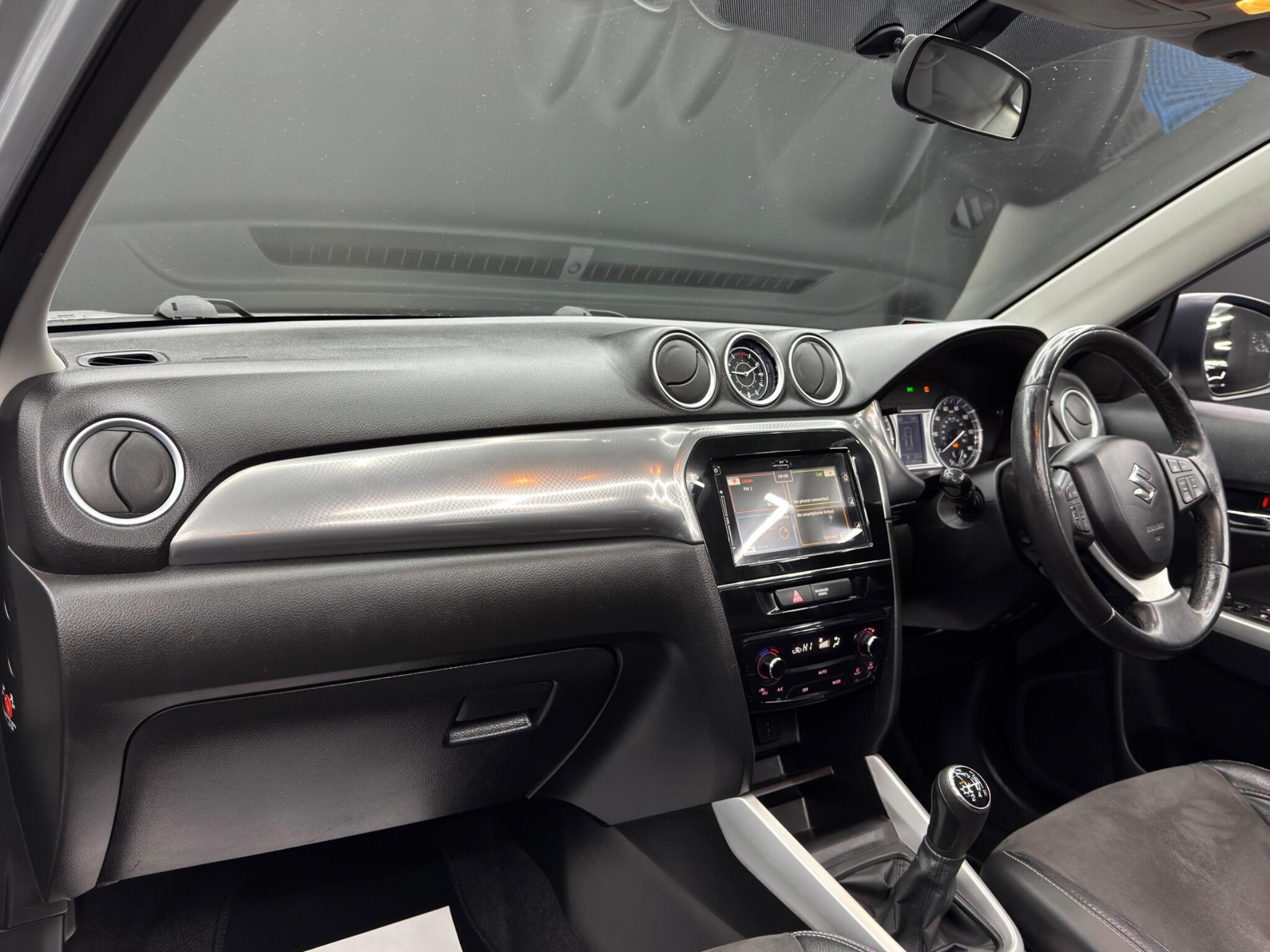 Suzuki Vitara 1.6 SZ5 Euro 6 (s/s) 5dr 5dr Manual 2026