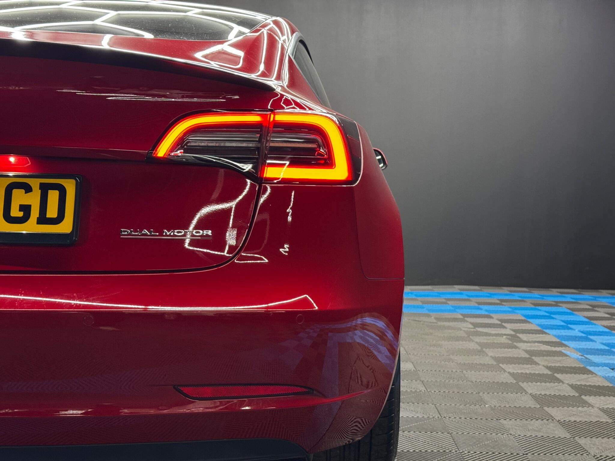 Tesla Model 3 (Dual Motor) Performance Auto 4WDE 4dr (Performance Upgrade) 4dr Automatic 2026