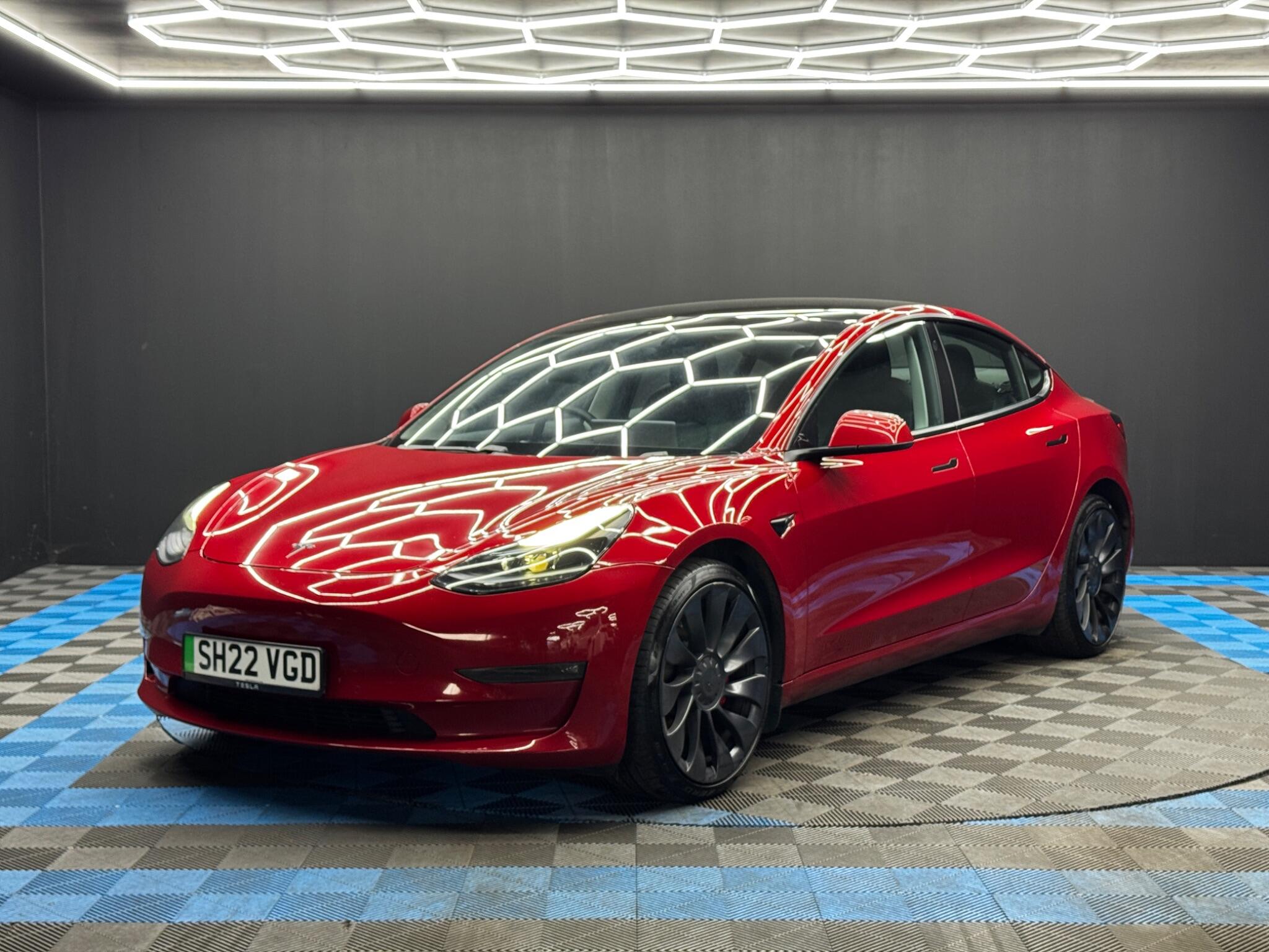 Tesla Model 3 (Dual Motor) Performance Auto 4WDE 4dr (Performance Upgrade) 4dr Automatic 2026