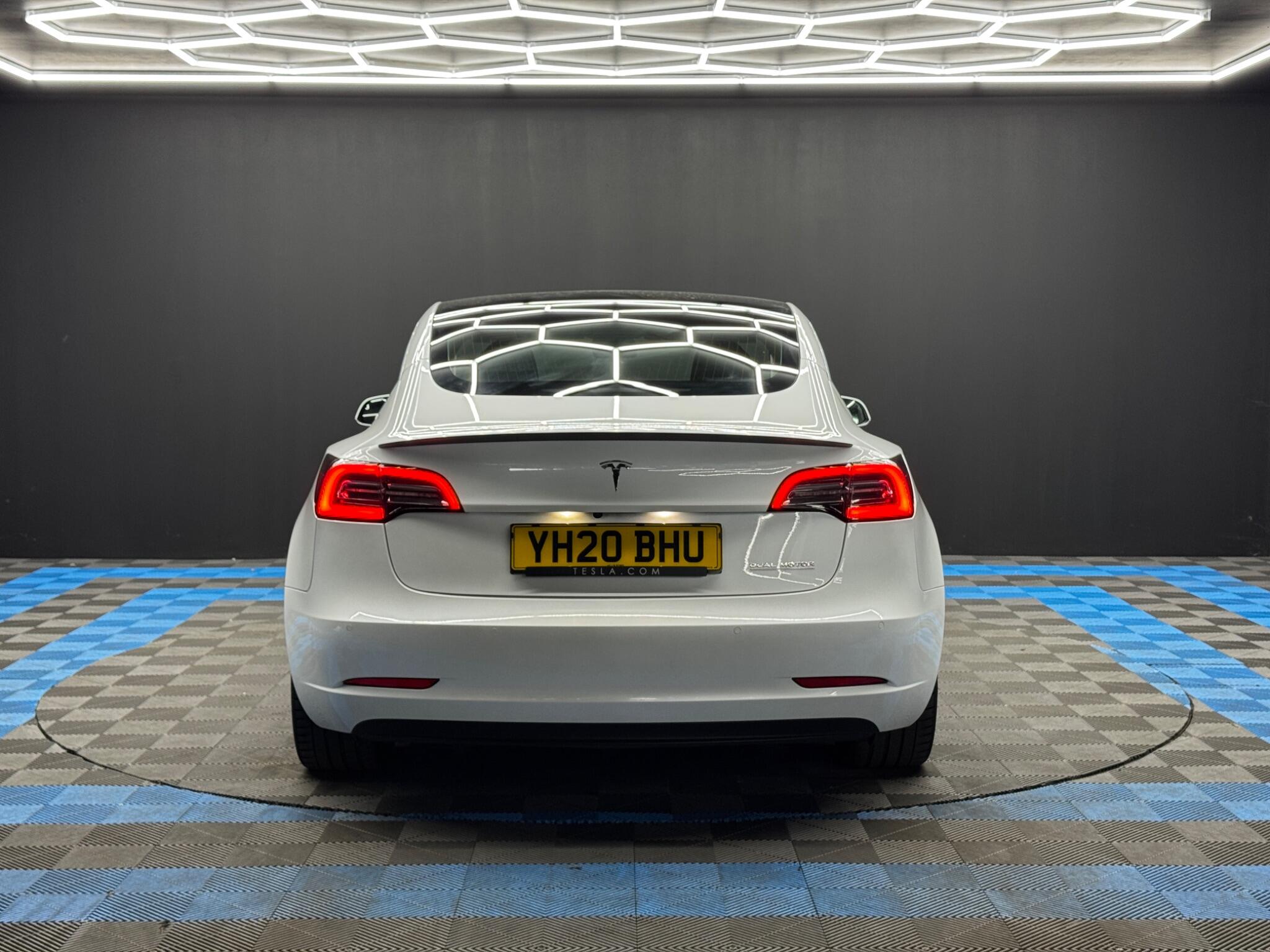 Tesla Model 3 (Dual Motor) Performance Auto 4WDE 4dr (Performance Upgrade) 4dr Automatic 2026