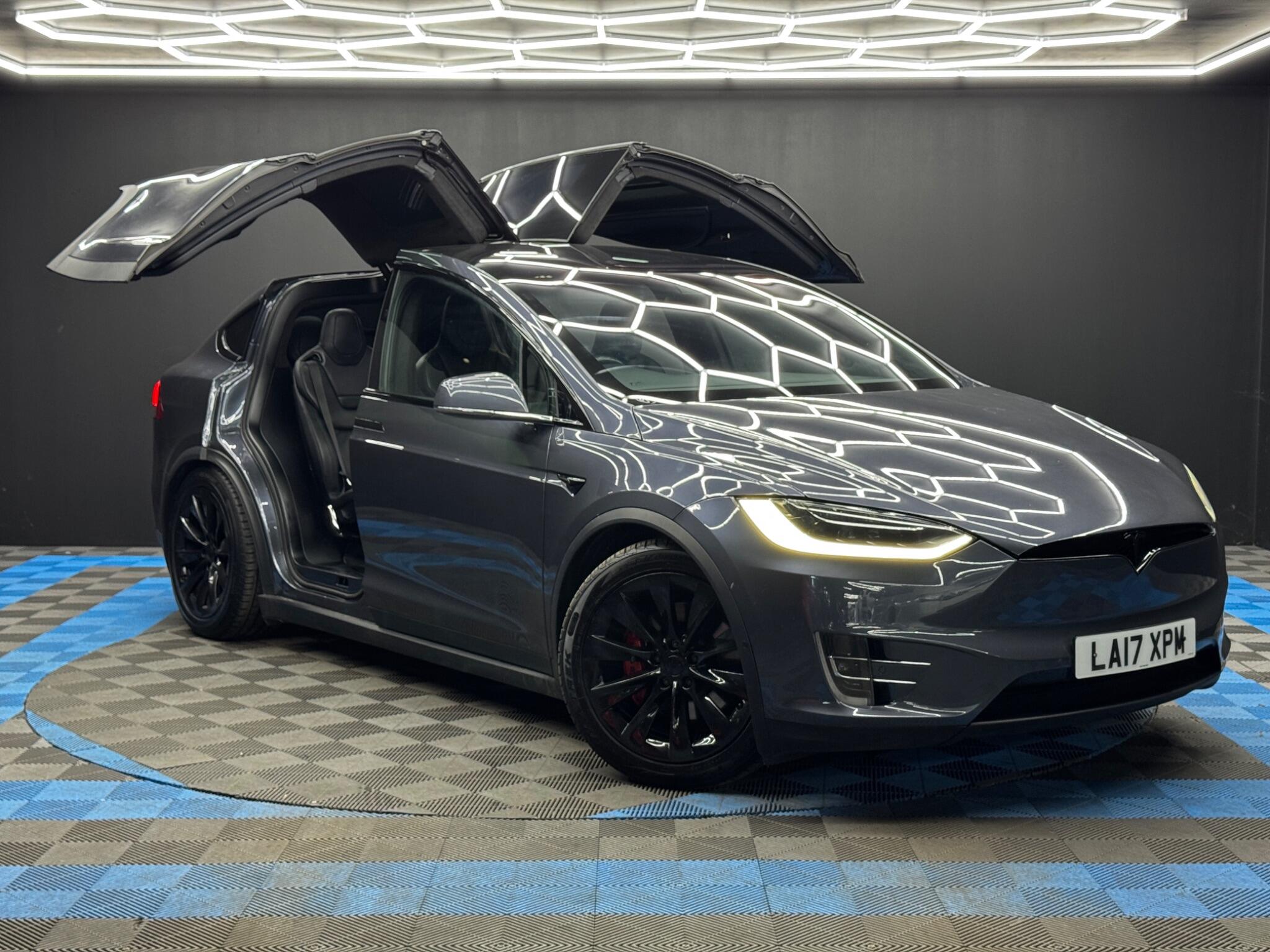 Model Us Auto Used Tesla Model X 90D (Dual Motor) Auto 4WDE 5dr 2017 5dr Automatic ...