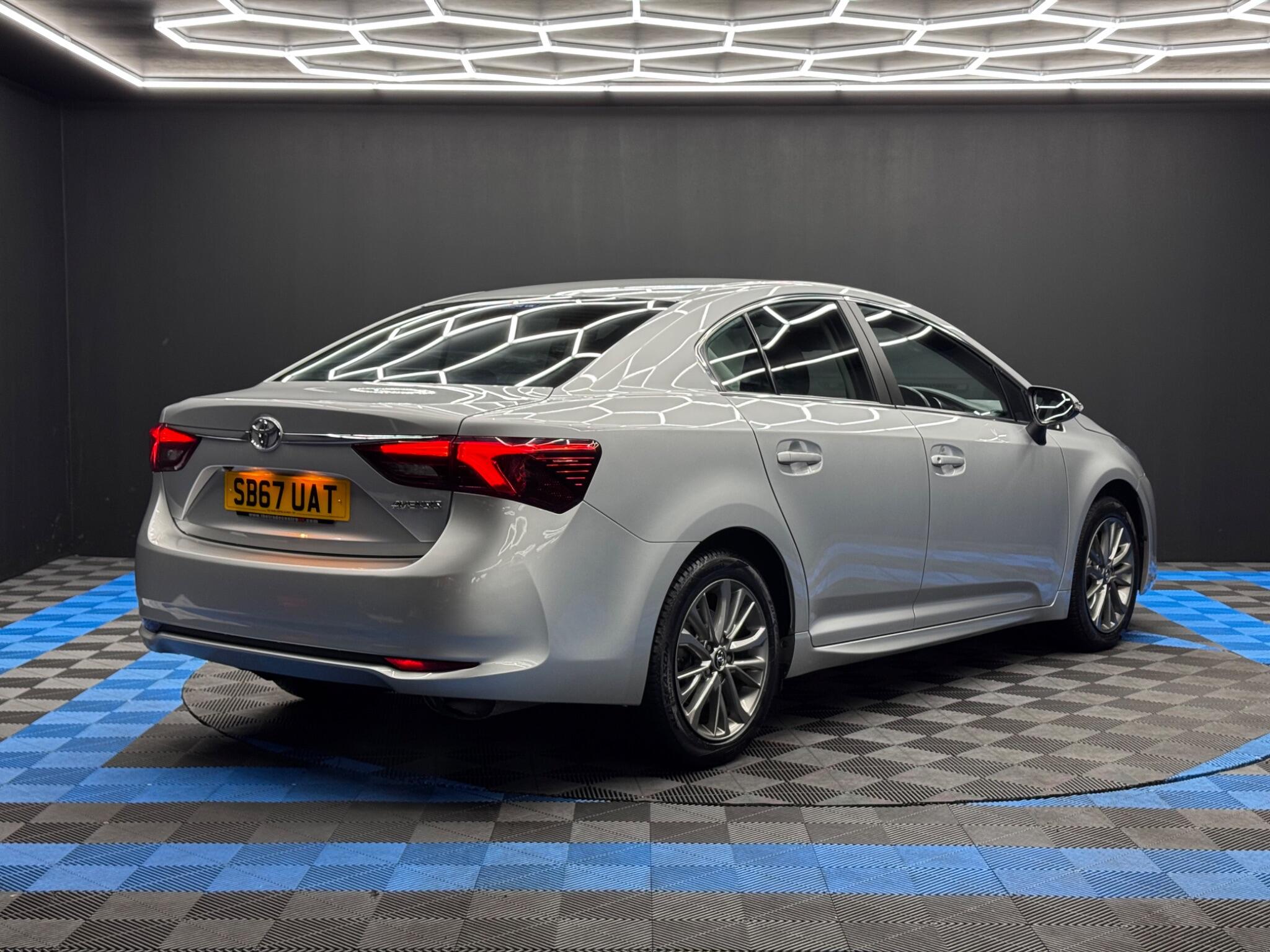 Toyota Avensis 1.8 V-Matic Business Edition Euro 6 4dr 4dr Manual 2025