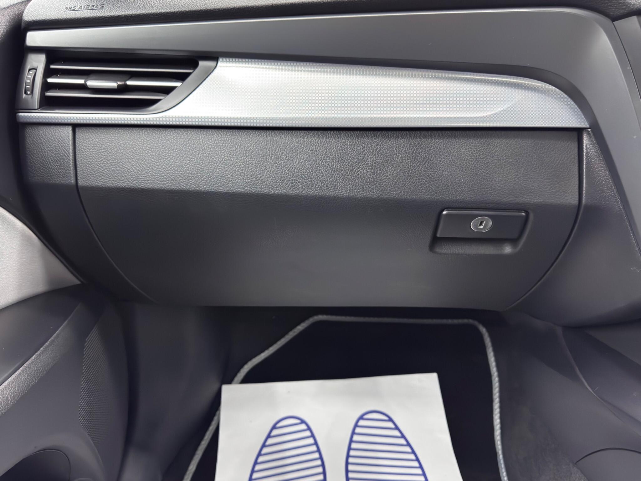 Toyota Avensis 1.8 V-Matic Business Edition Euro 6 4dr 4dr Manual 2025