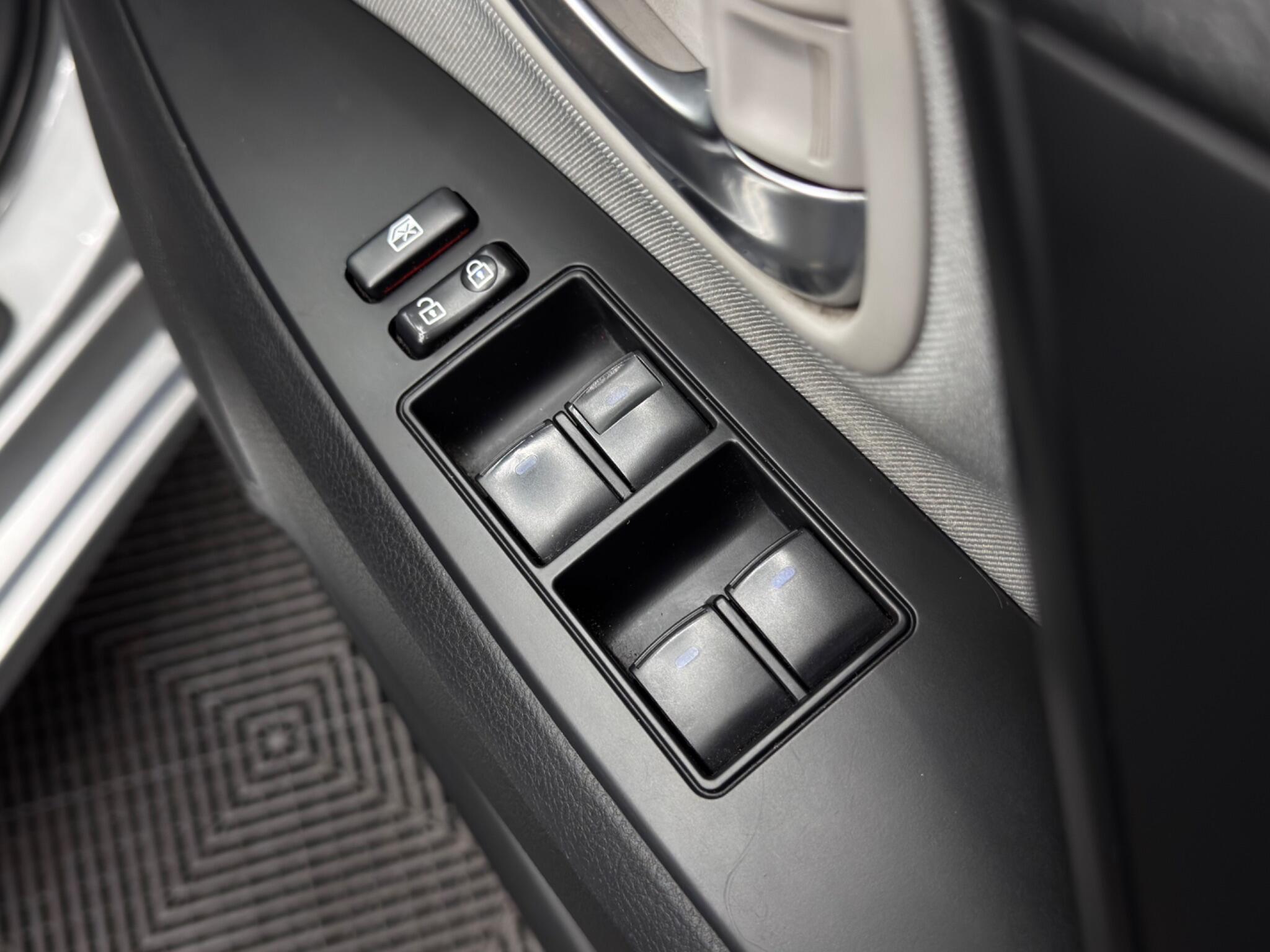 Toyota Avensis 1.8 V-Matic Business Edition Euro 6 4dr 4dr Manual 2025