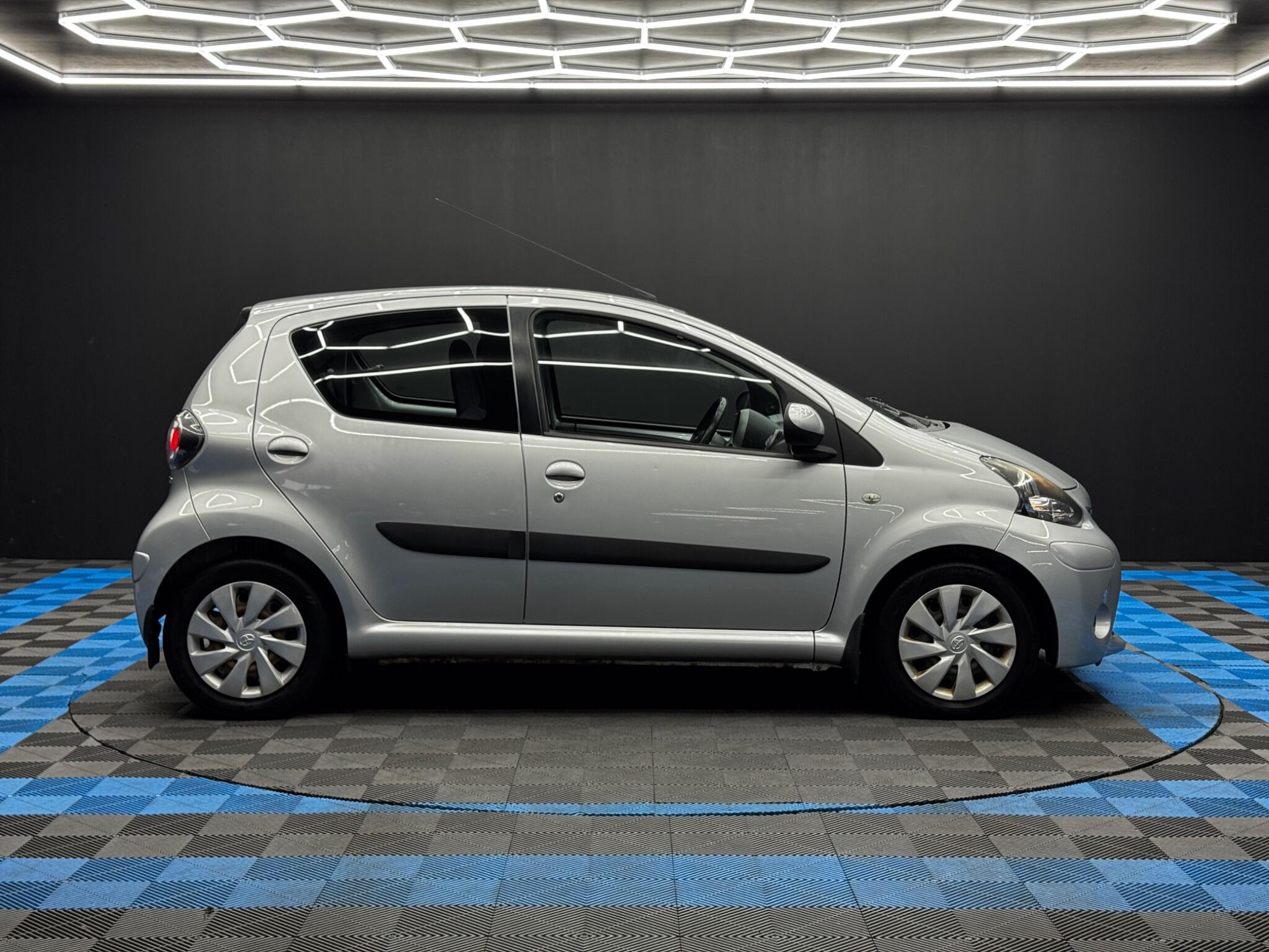 Toyota Aygo 1.0 VVT-i Ice Euro 5 5dr 5dr Manual 2025