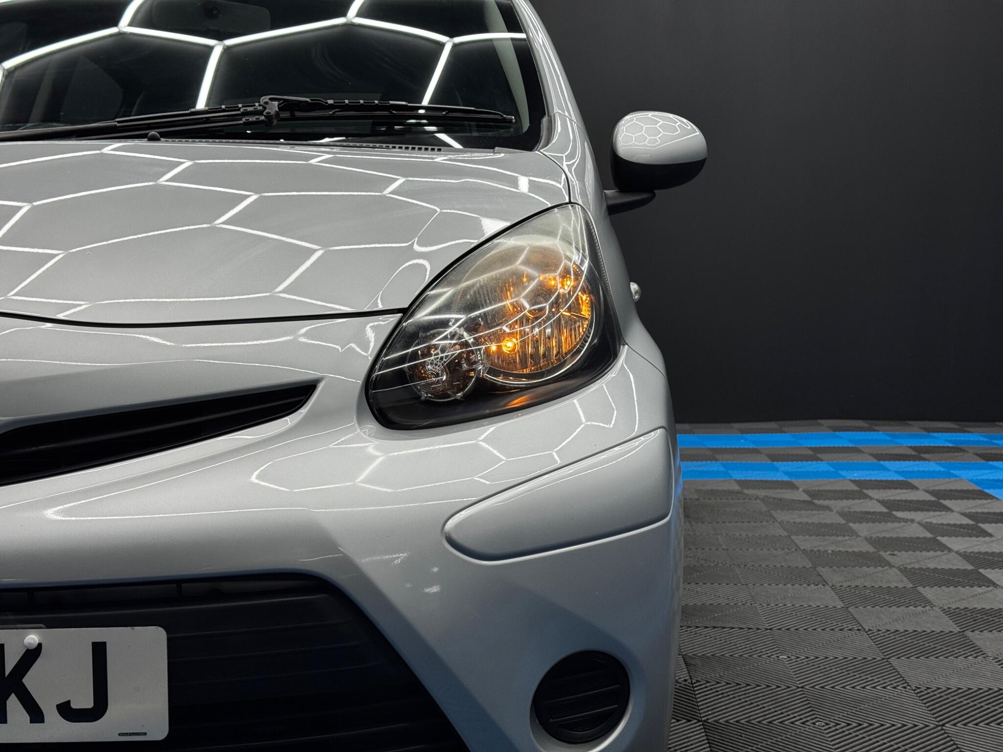 Toyota Aygo 1.0 VVT-i Ice Euro 5 5dr 5dr Manual 2025