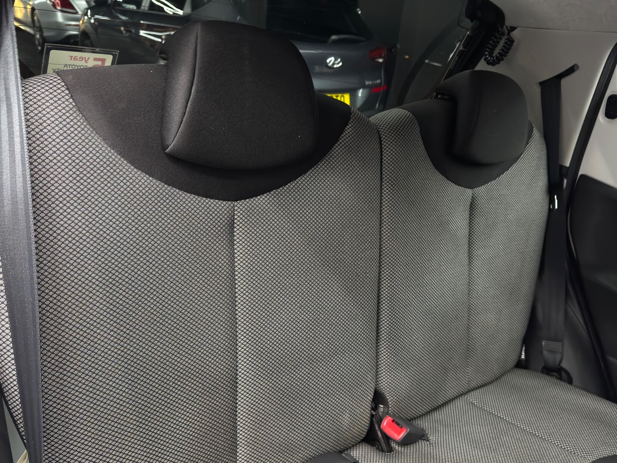 Toyota Aygo 1.0 VVT-i Move MultiMode Euro 5 5dr 5dr Automatic 2026