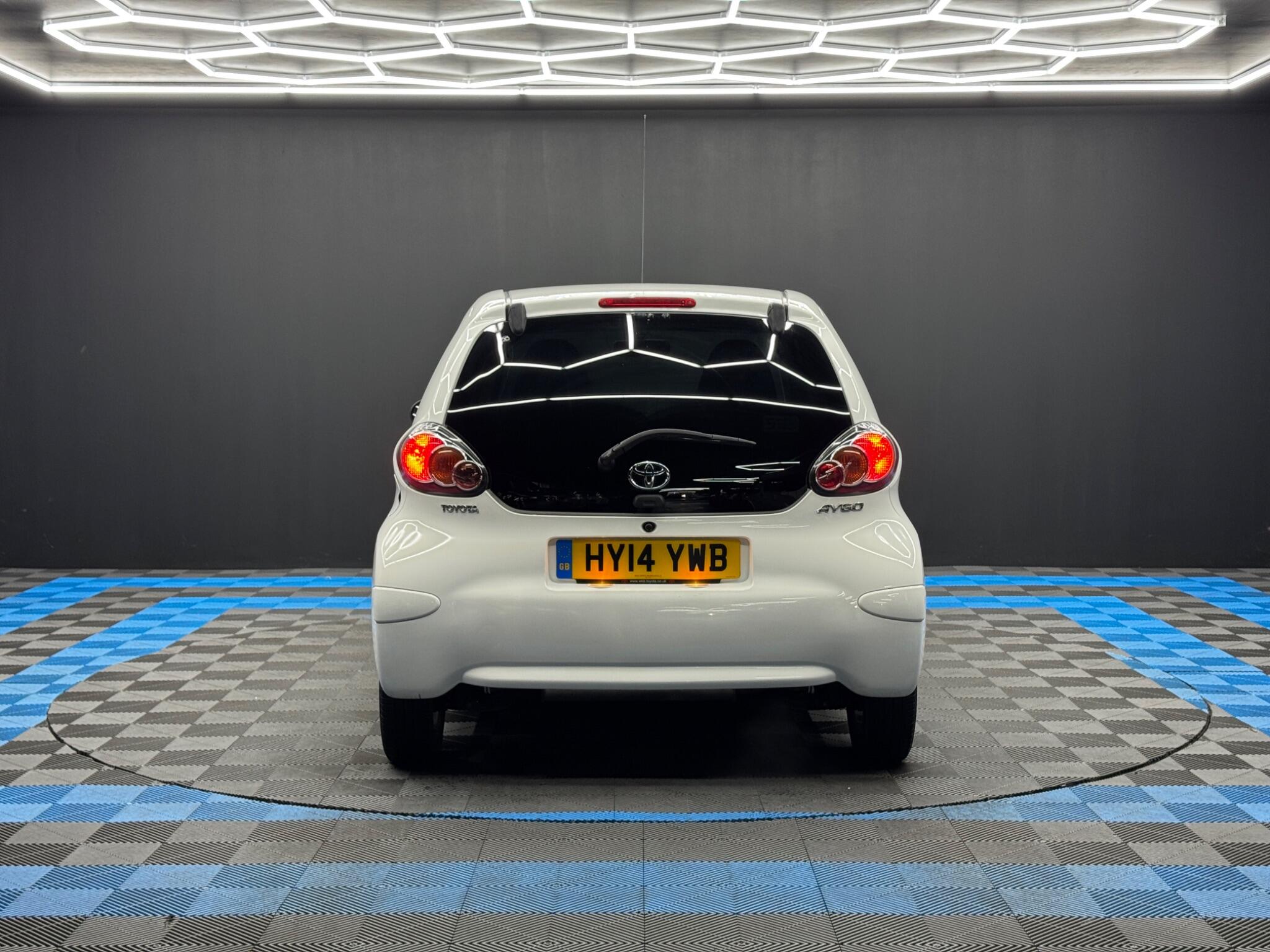 Toyota Aygo 1.0 VVT-i Move MultiMode Euro 5 5dr 5dr Automatic 2026