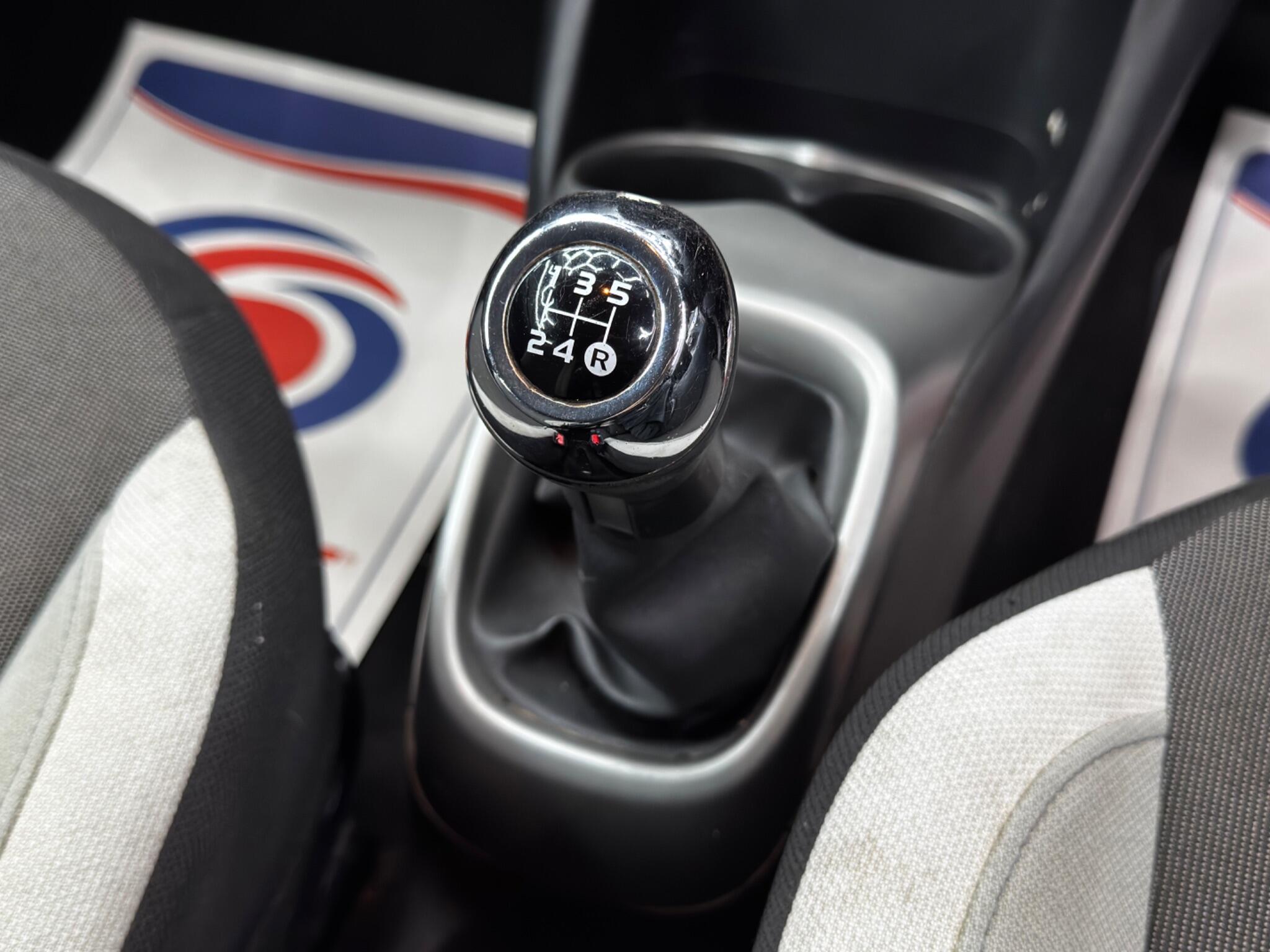 Toyota Aygo 1.0 VVT-i x-play Euro 6 5dr 5dr Manual 2026