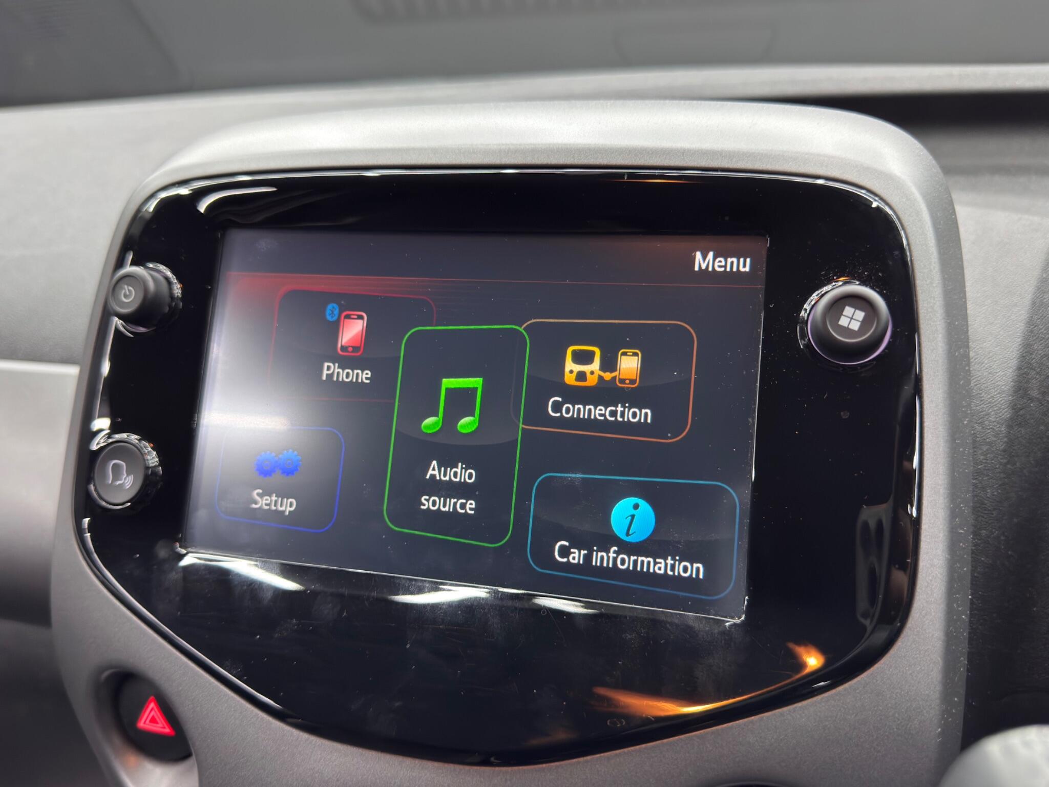 Toyota Aygo 1.0 VVT-i x-play Euro 6 5dr 5dr Manual 2025