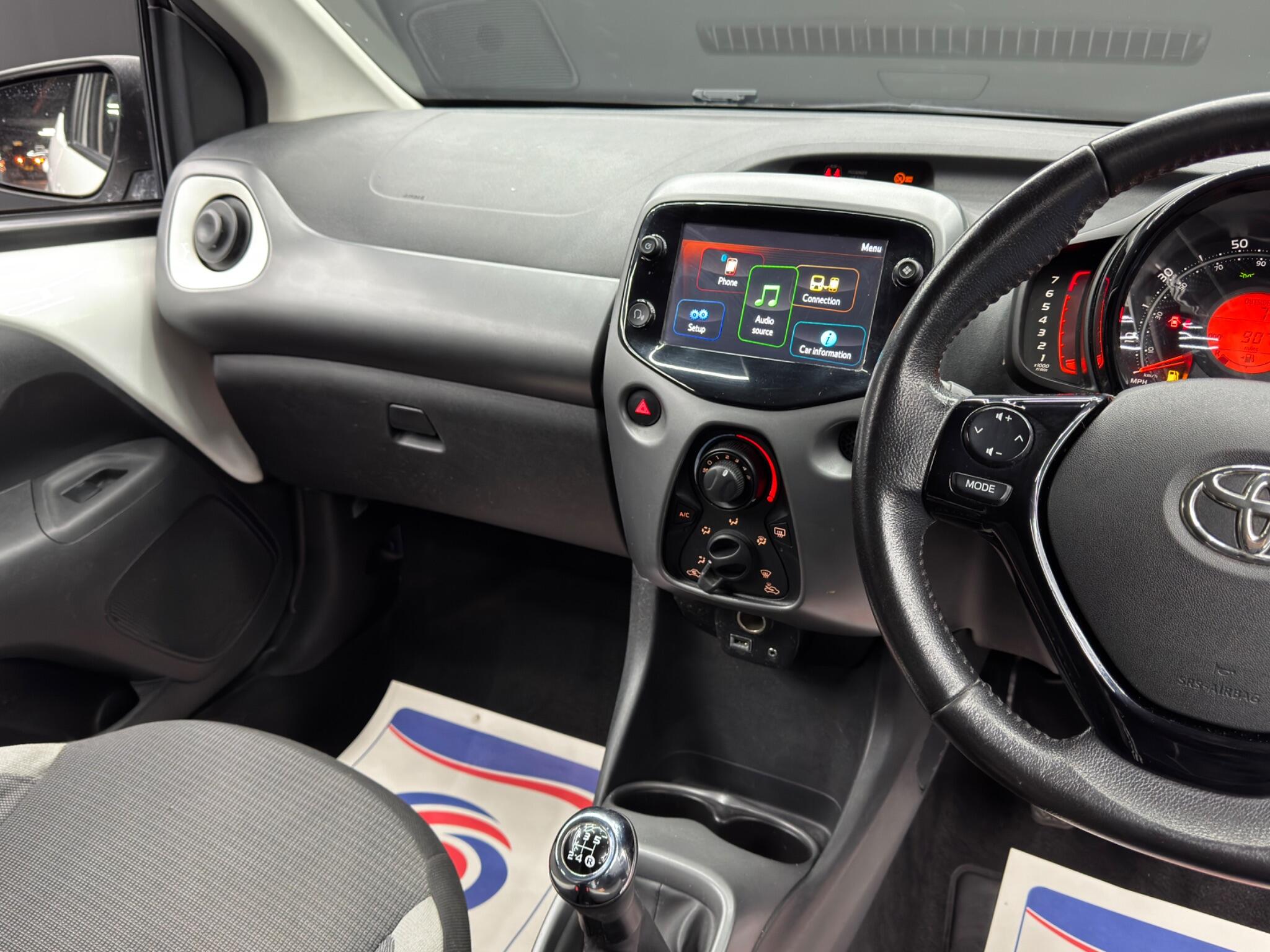 Toyota Aygo 1.0 VVT-i x-play Euro 6 5dr (Safety Sense) 5dr Manual 2026