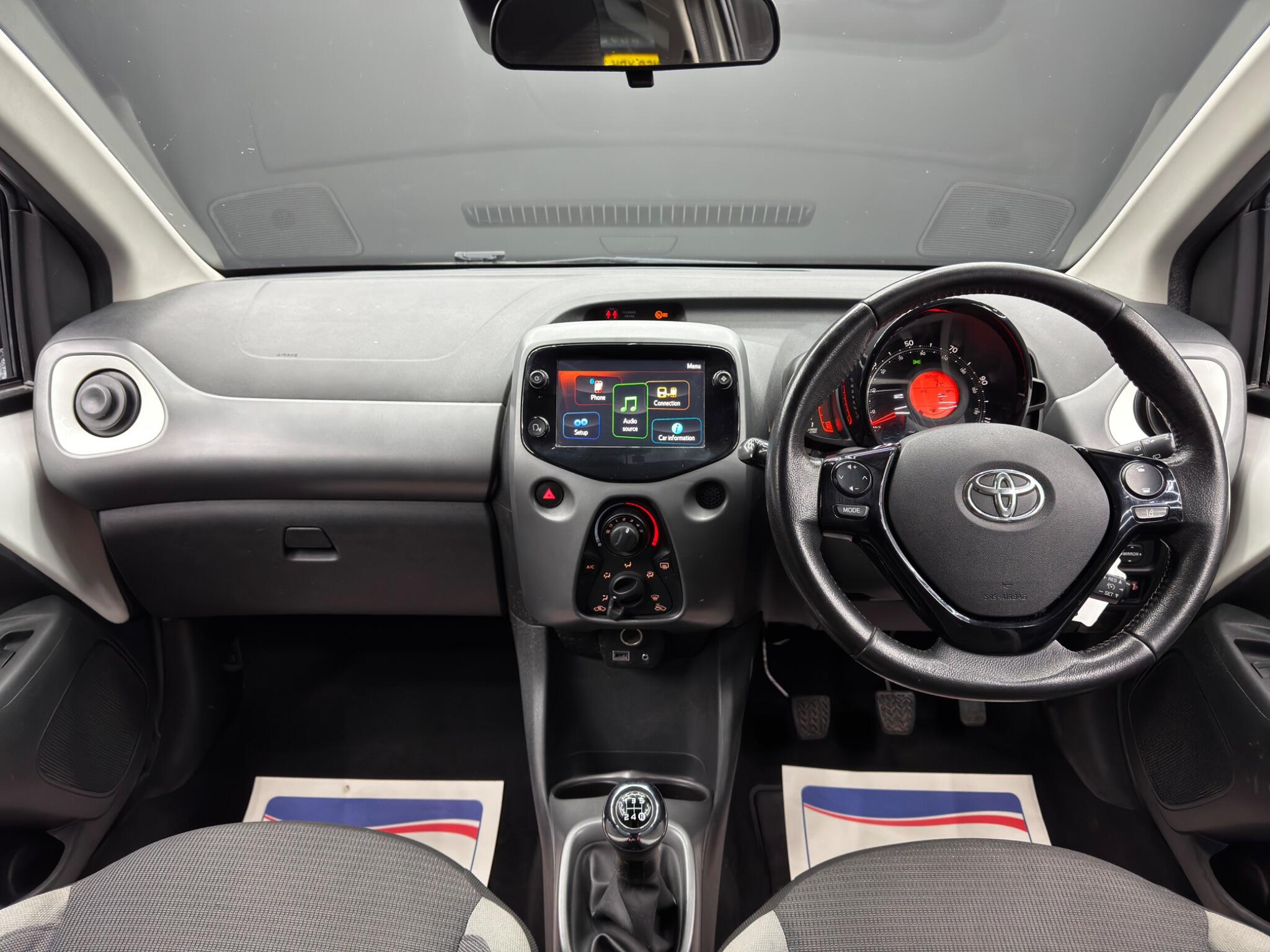 Toyota Aygo 1.0 VVT-i x-play Euro 6 5dr (Safety Sense) 5dr Manual 2026
