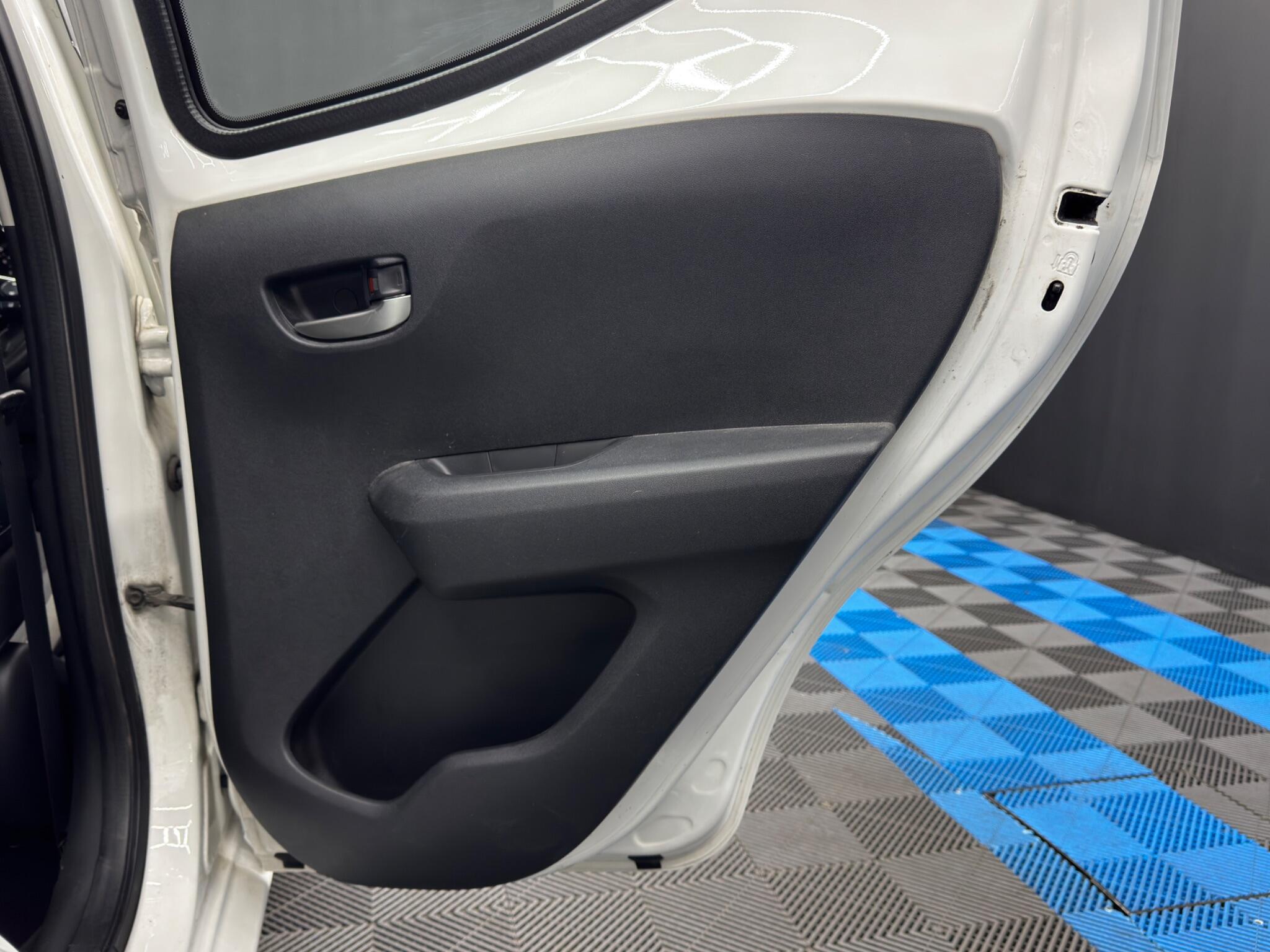 Toyota Aygo 1.0 VVT-i x-play Euro 6 5dr (Safety Sense) 5dr Manual 2026