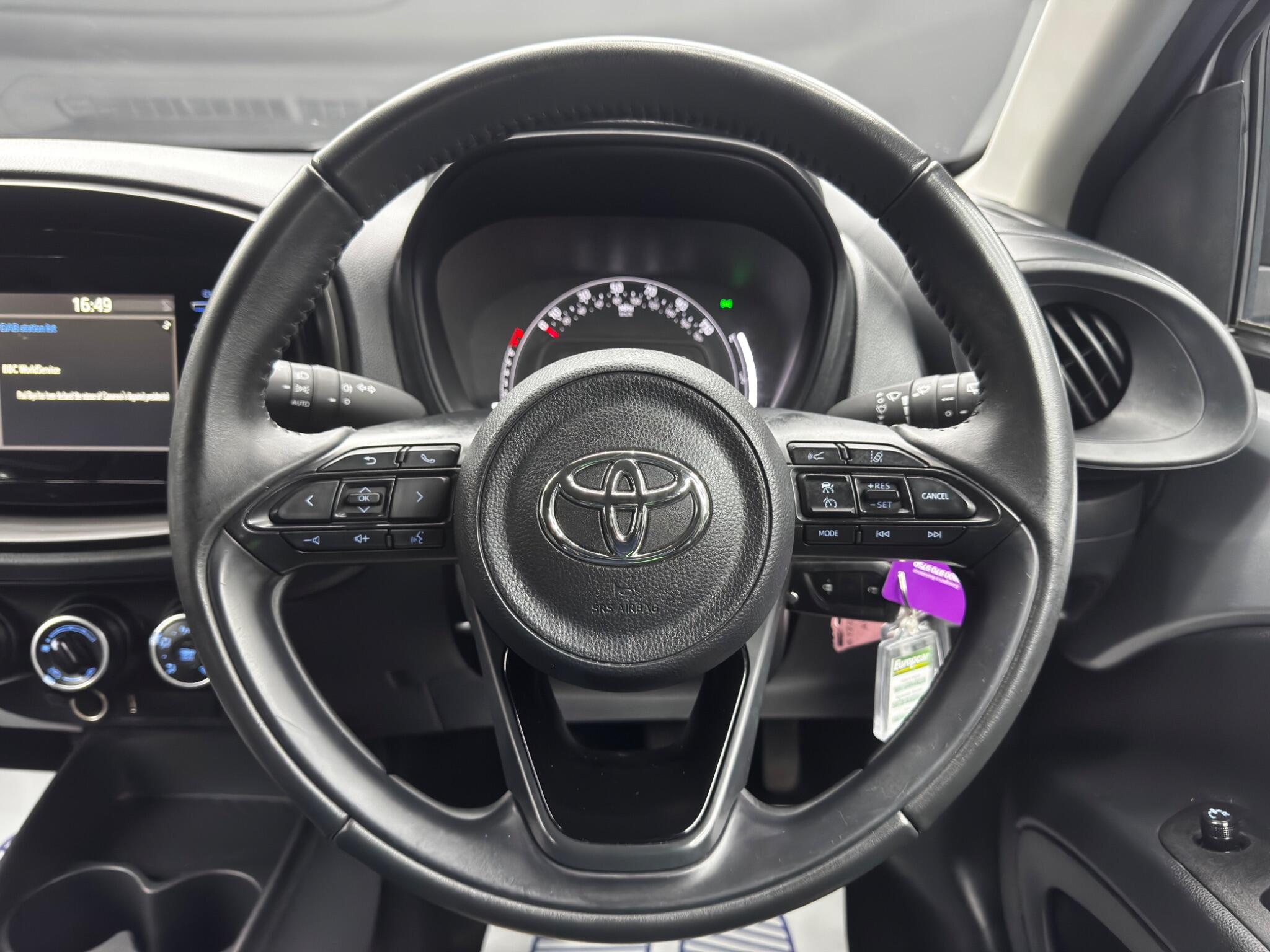 Toyota Aygo x 1.0 VVT-i Pure Euro 6 (s/s) 5dr 5dr Manual 2025