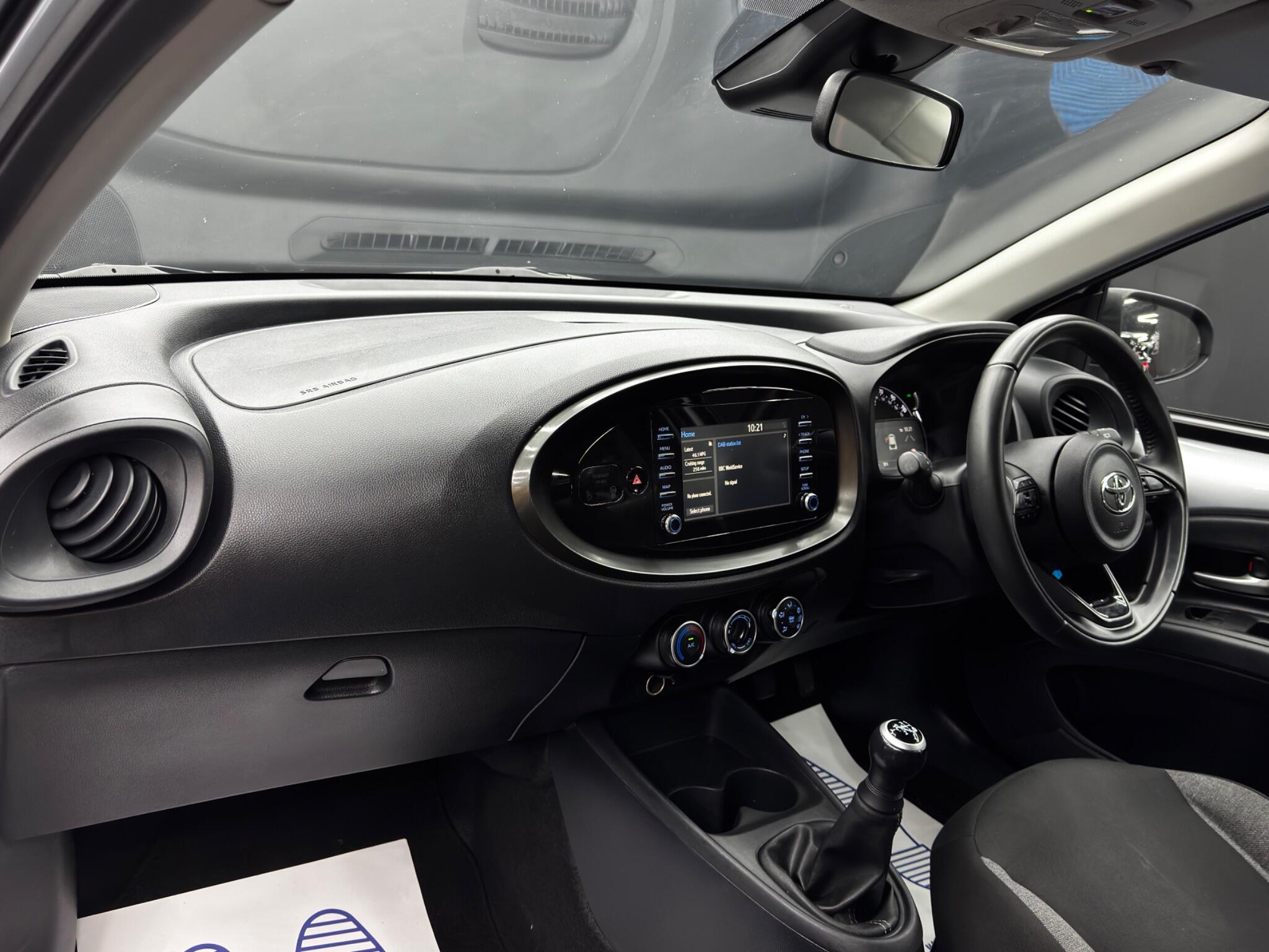 Toyota Aygo x 1.0 VVT-i Pure Euro 6 (s/s) 5dr 5dr Manual 2025