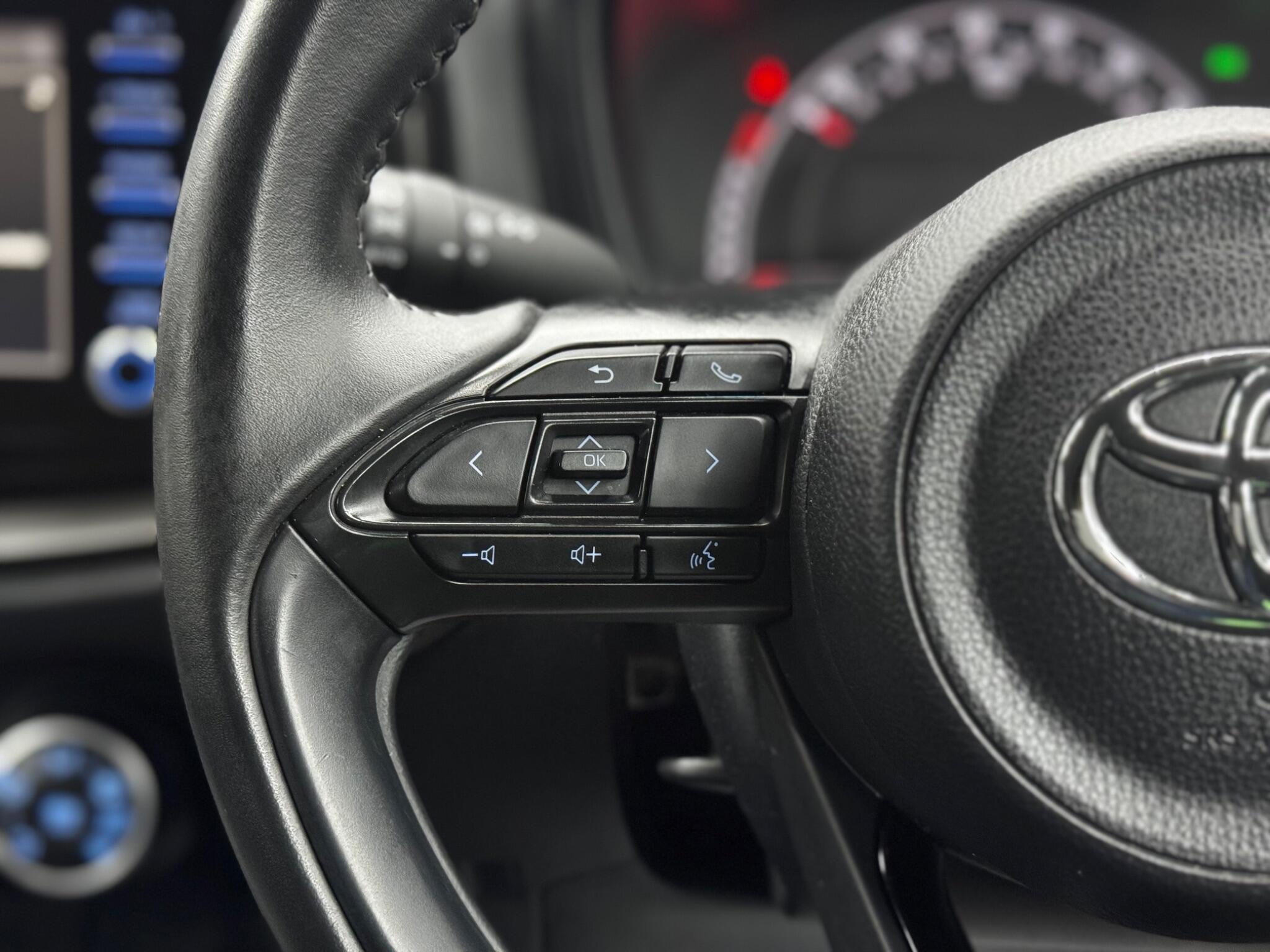 Toyota Aygo x 1.0 VVT-i Pure Euro 6 (s/s) 5dr 5dr Manual 2025