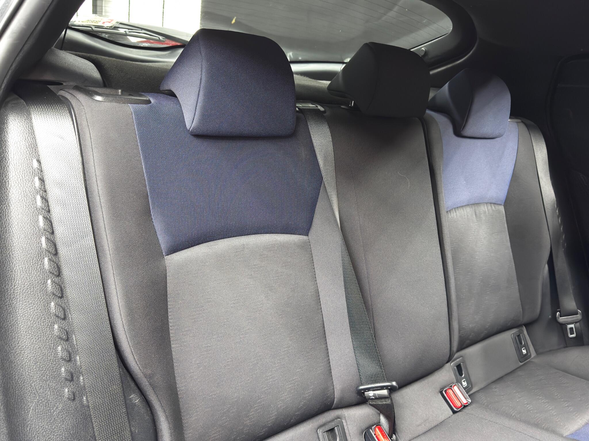 Toyota C-HR 1.8 VVT-h Dynamic CVT Euro 6 (s/s) 5dr 5dr Automatic 2026