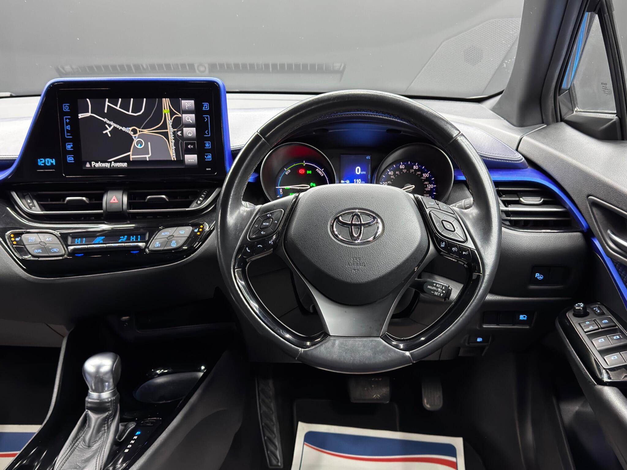 Toyota C-HR 1.8 VVT-h Dynamic CVT Euro 6 (s/s) 5dr 5dr Automatic 2026