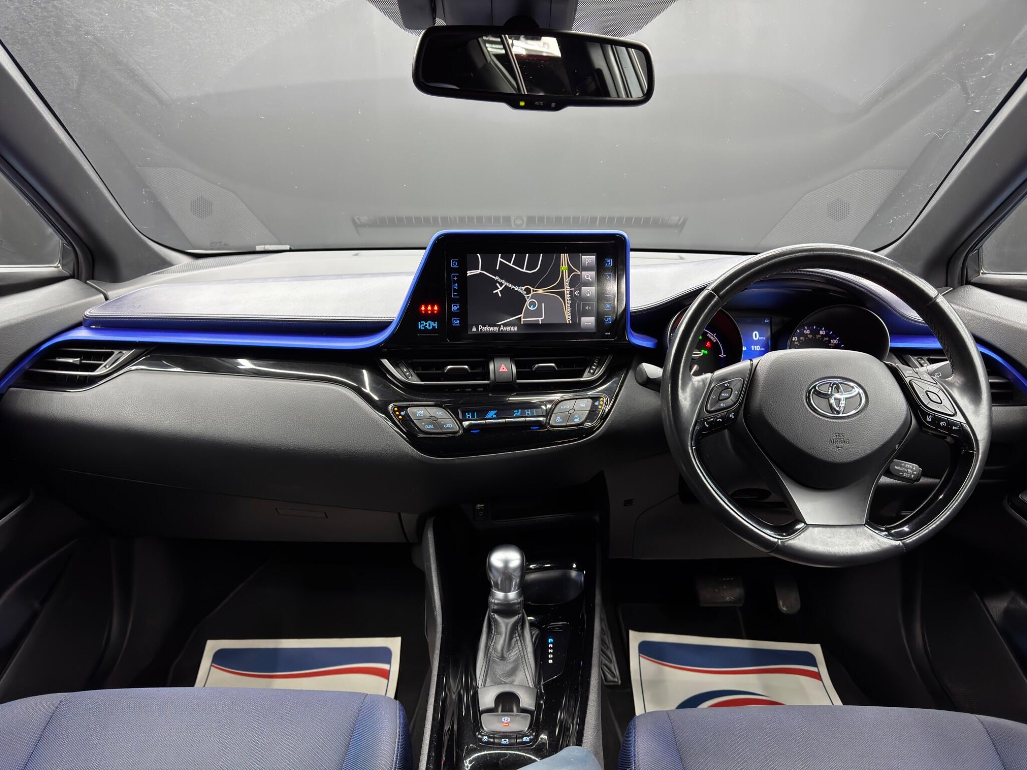 Toyota C-HR 1.8 VVT-h Dynamic CVT Euro 6 (s/s) 5dr 5dr Automatic 2026