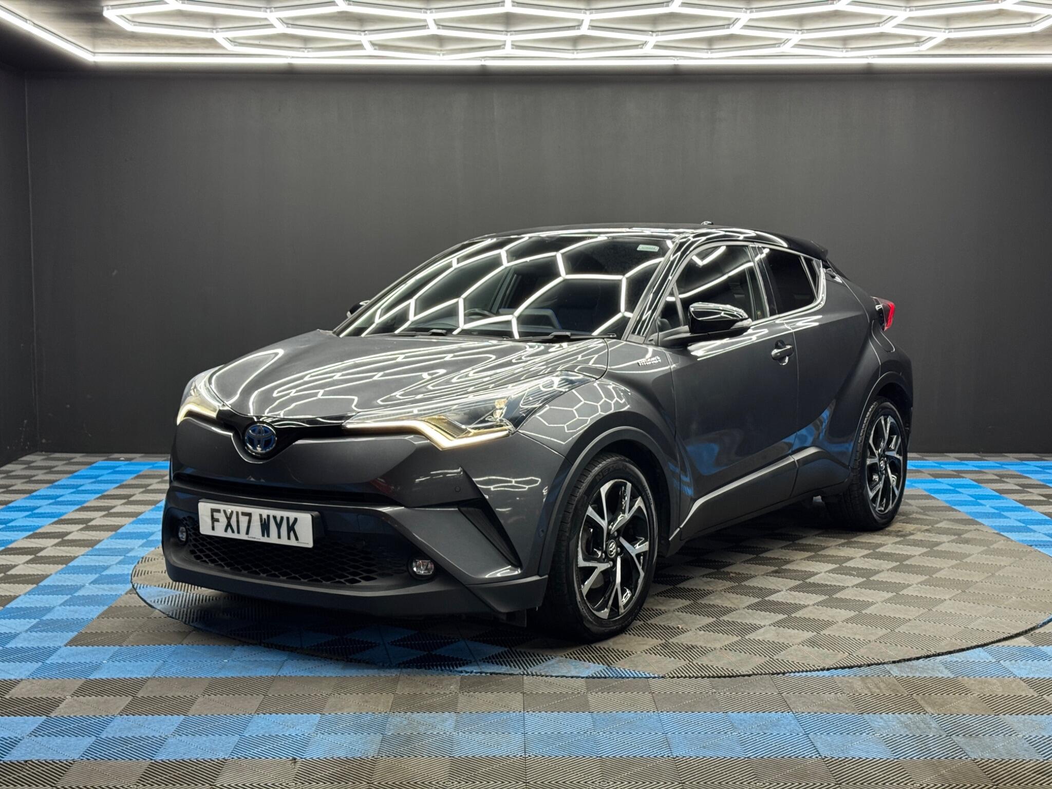 Toyota C-HR 1.8 VVT-h Dynamic CVT Euro 6 (s/s) 5dr 5dr Automatic 2026