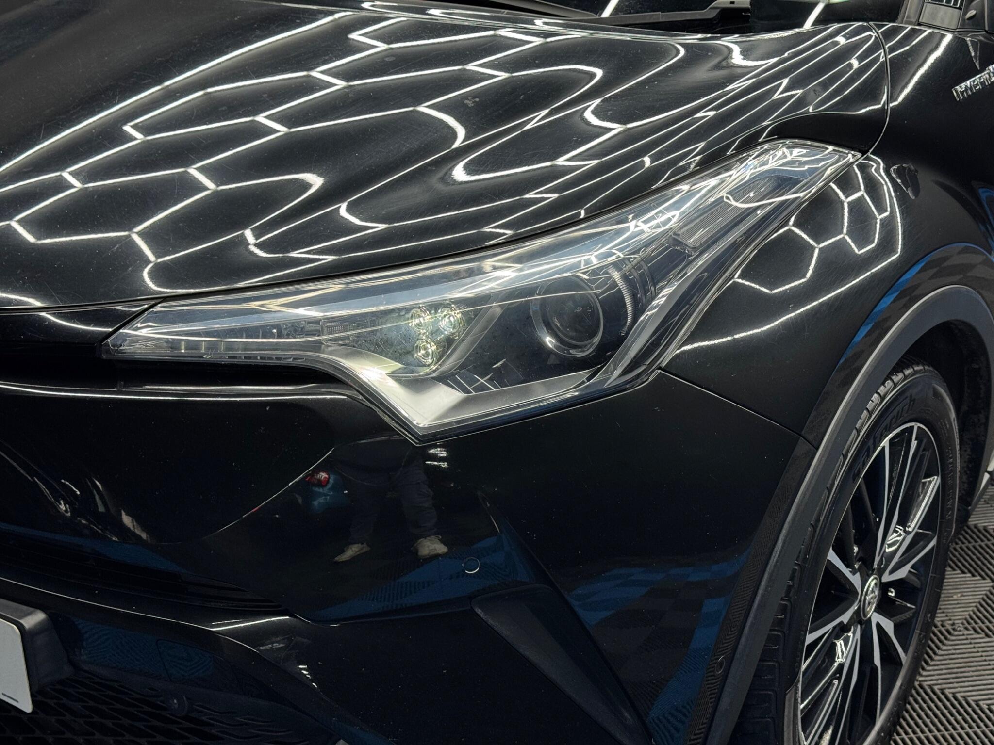 Toyota C-HR 1.8 VVT-h Excel CVT Euro 6 (s/s) 5dr 5dr Automatic 2025