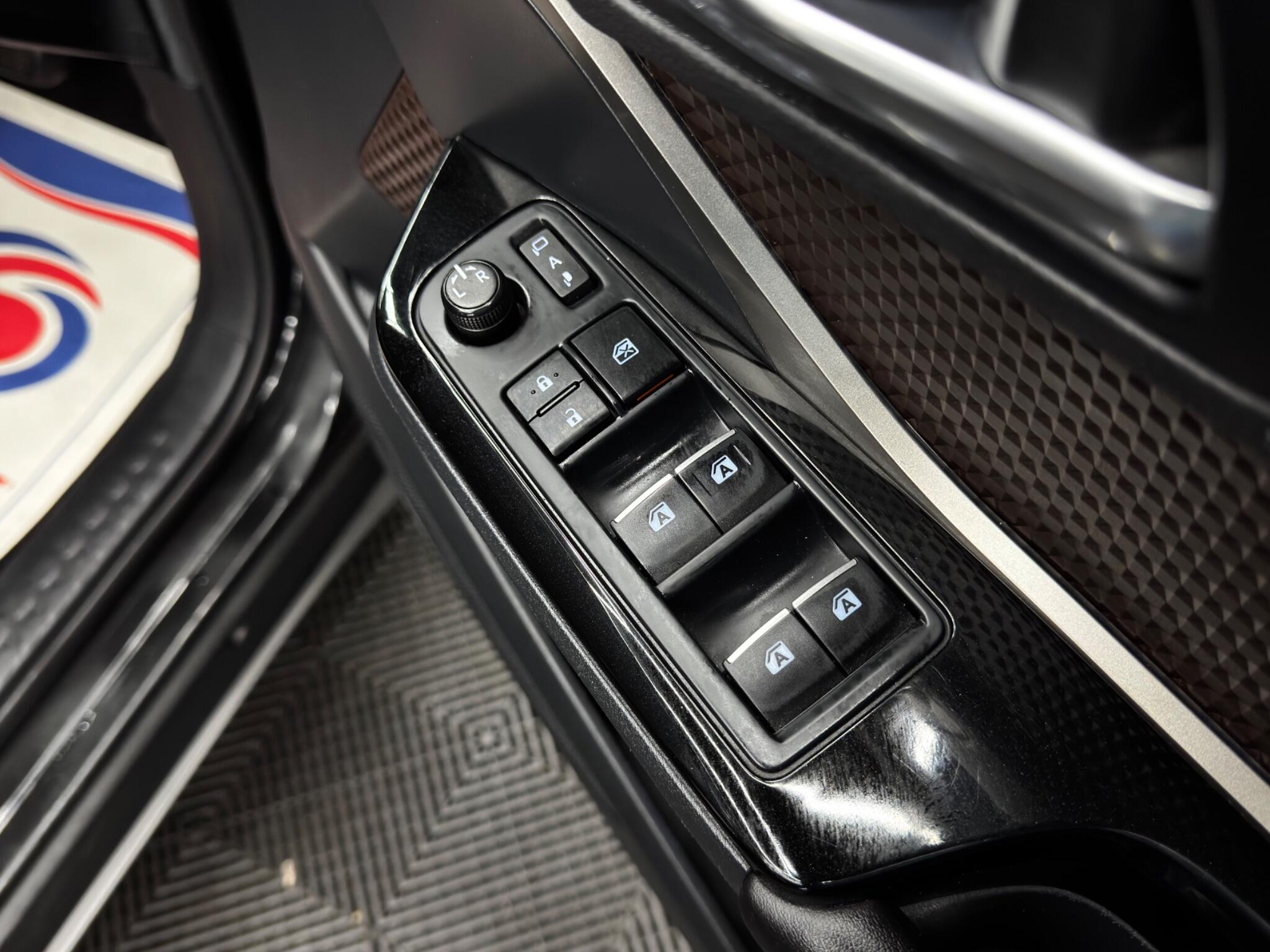 Toyota C-HR 1.8 VVT-h Excel CVT Euro 6 (s/s) 5dr 5dr Automatic 2025