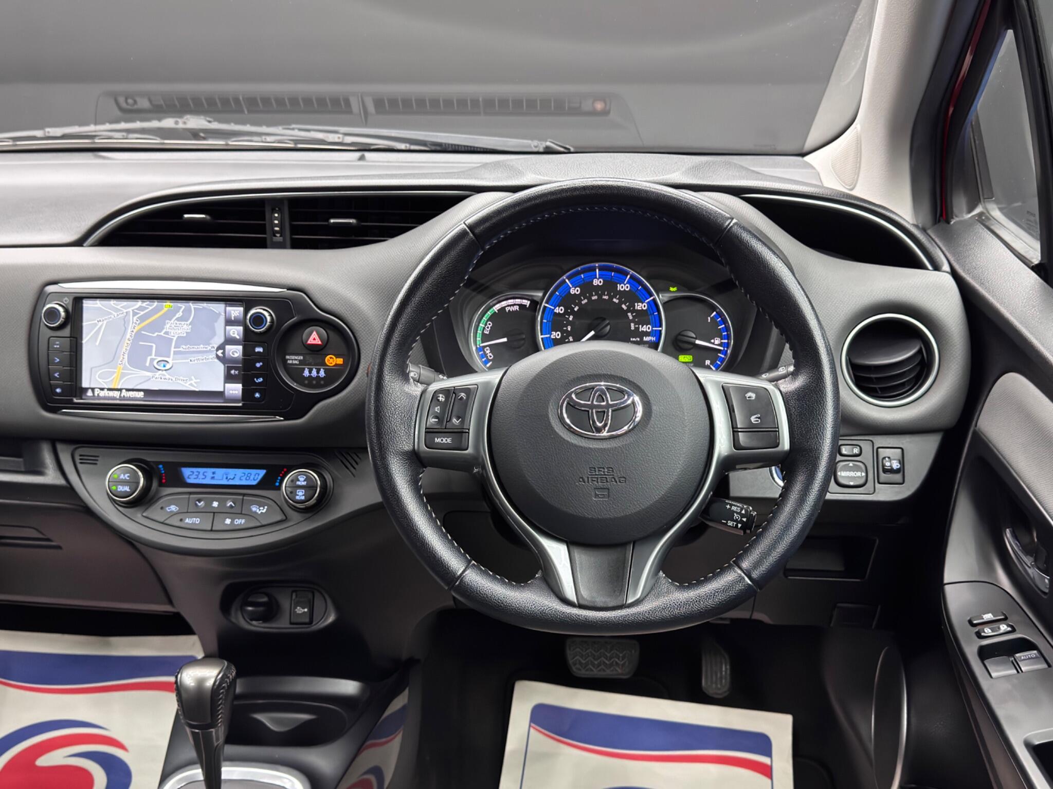 Toyota Yaris 1.5 VVT-h Icon E-CVT Euro 6 5dr 5dr Automatic 2025