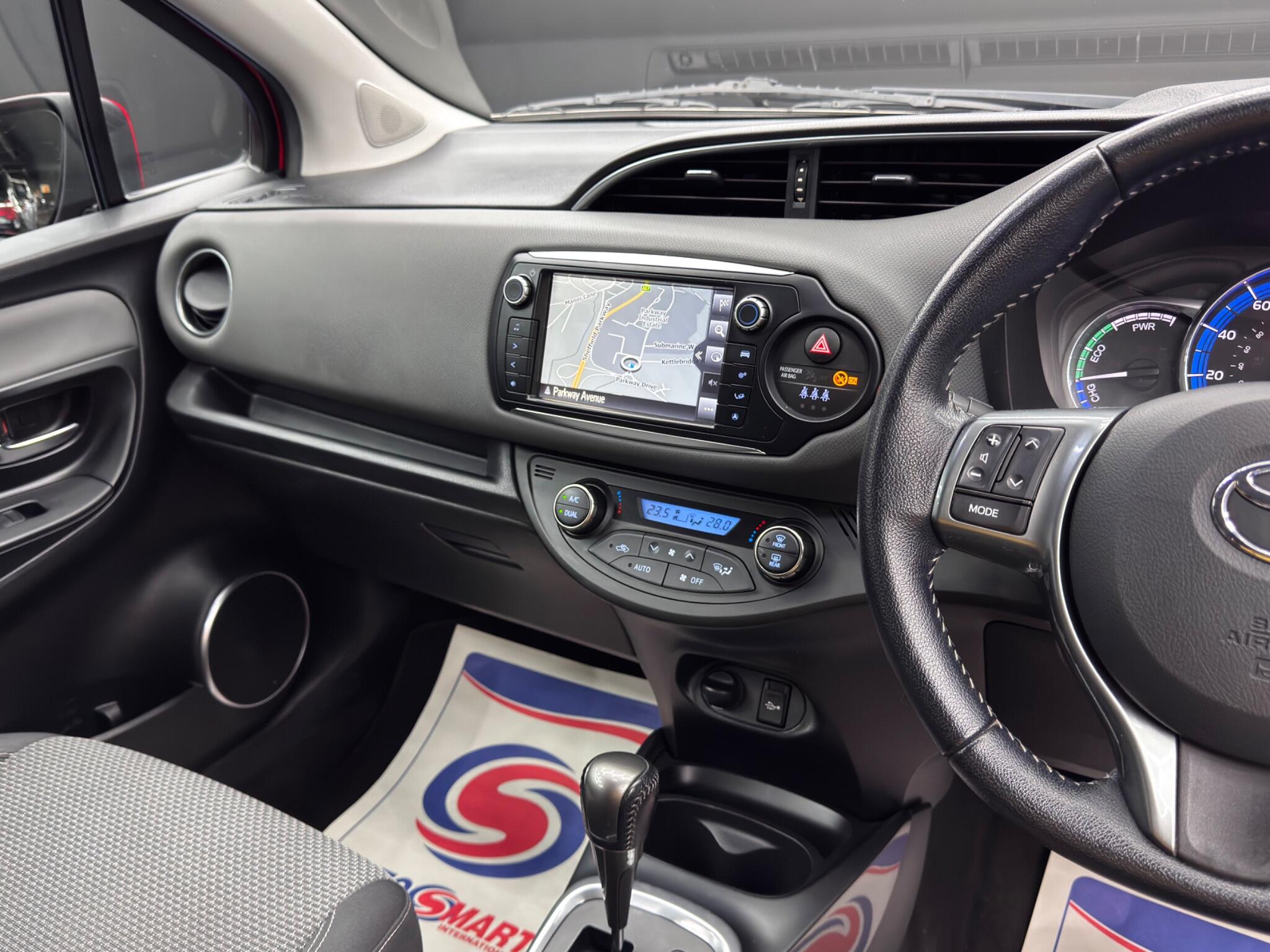 Toyota Yaris 1.5 VVT-h Icon E-CVT Euro 6 5dr 5dr Automatic 2025