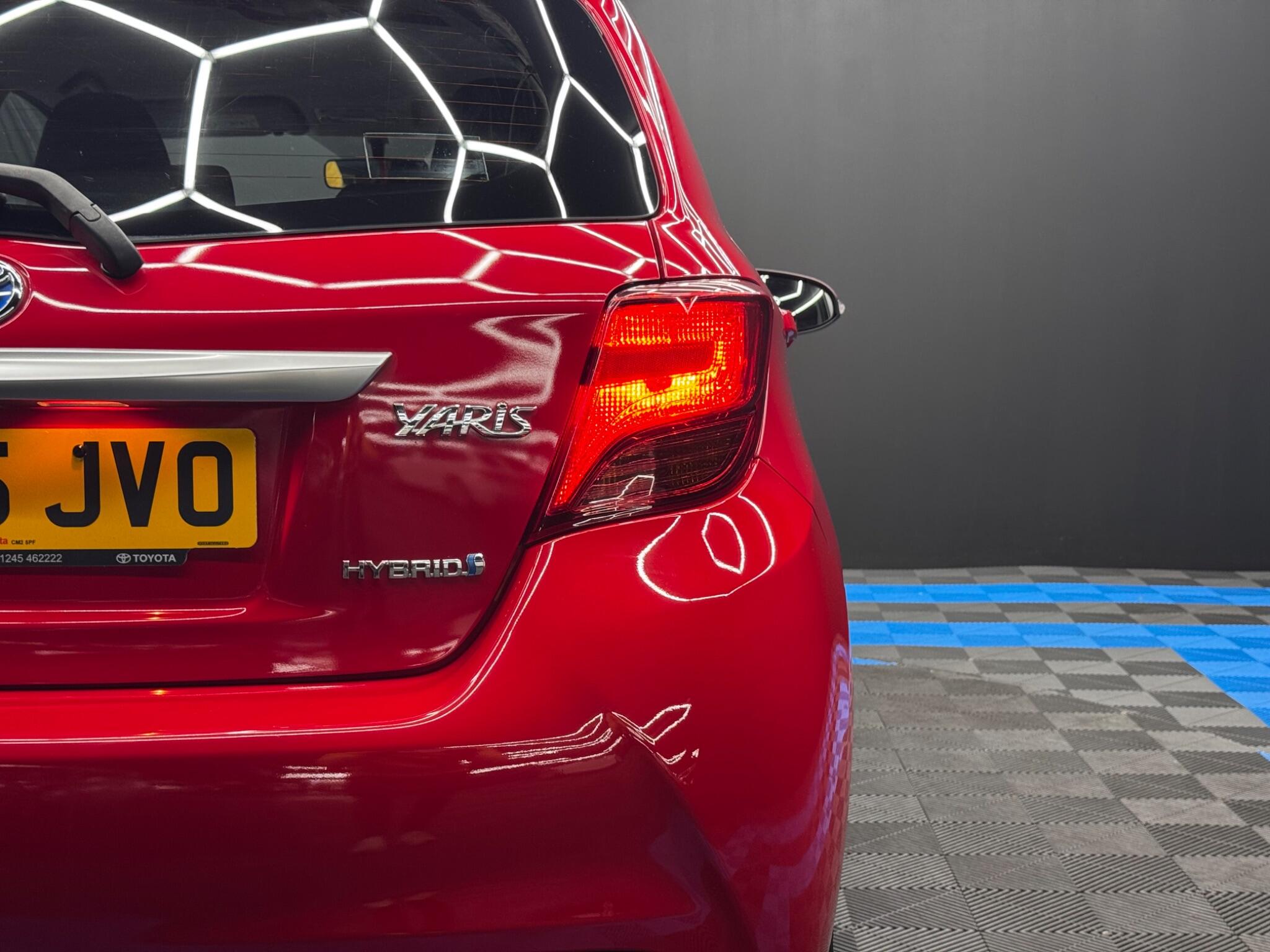 Toyota Yaris 1.5 VVT-h Icon E-CVT Euro 6 5dr 5dr Automatic 2025