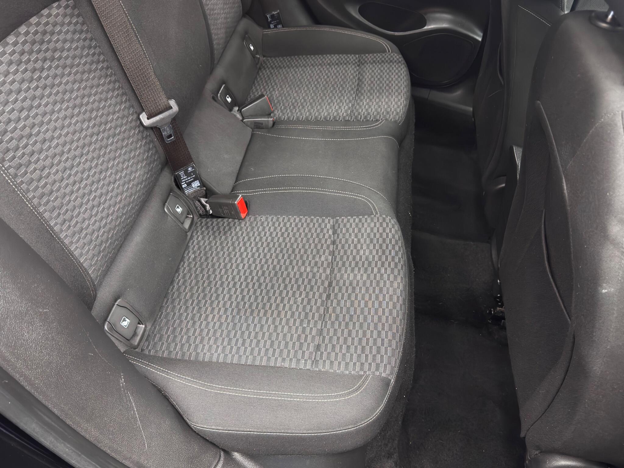 Vauxhall Astra 1.4i Turbo SRi Nav Euro 6 5dr 5dr Manual 2025