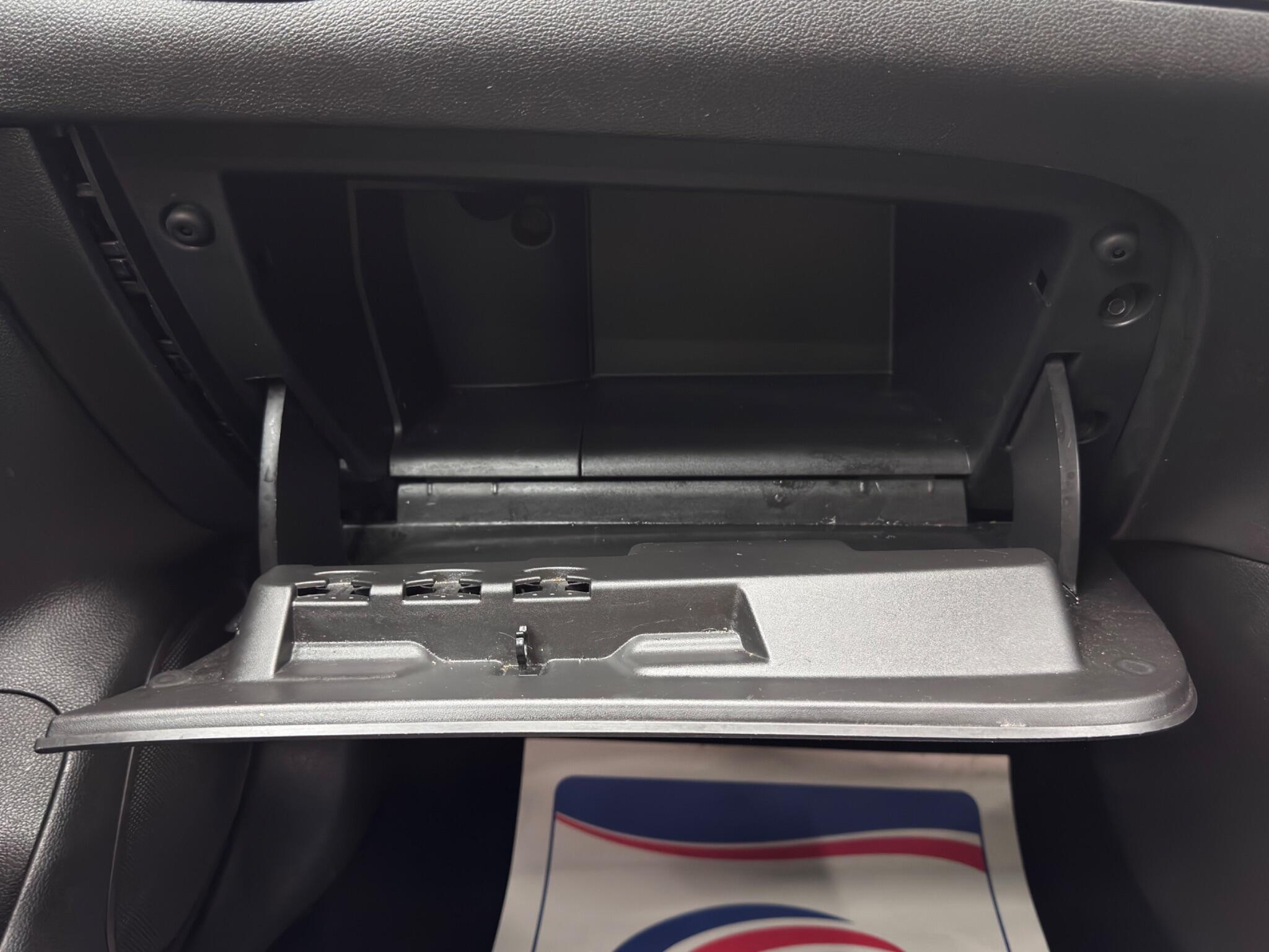 Vauxhall Astra 1.4i Turbo SRi Nav Euro 6 5dr 5dr Manual 2025