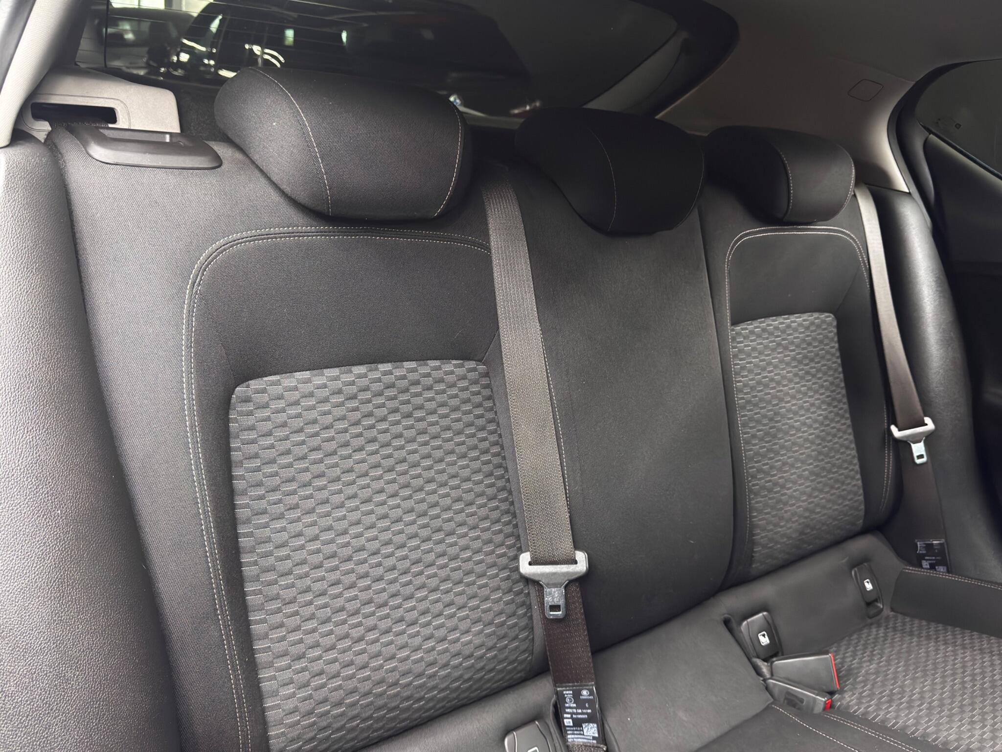 Vauxhall Astra 1.4i Turbo SRi Nav Euro 6 5dr 5dr Manual 2025