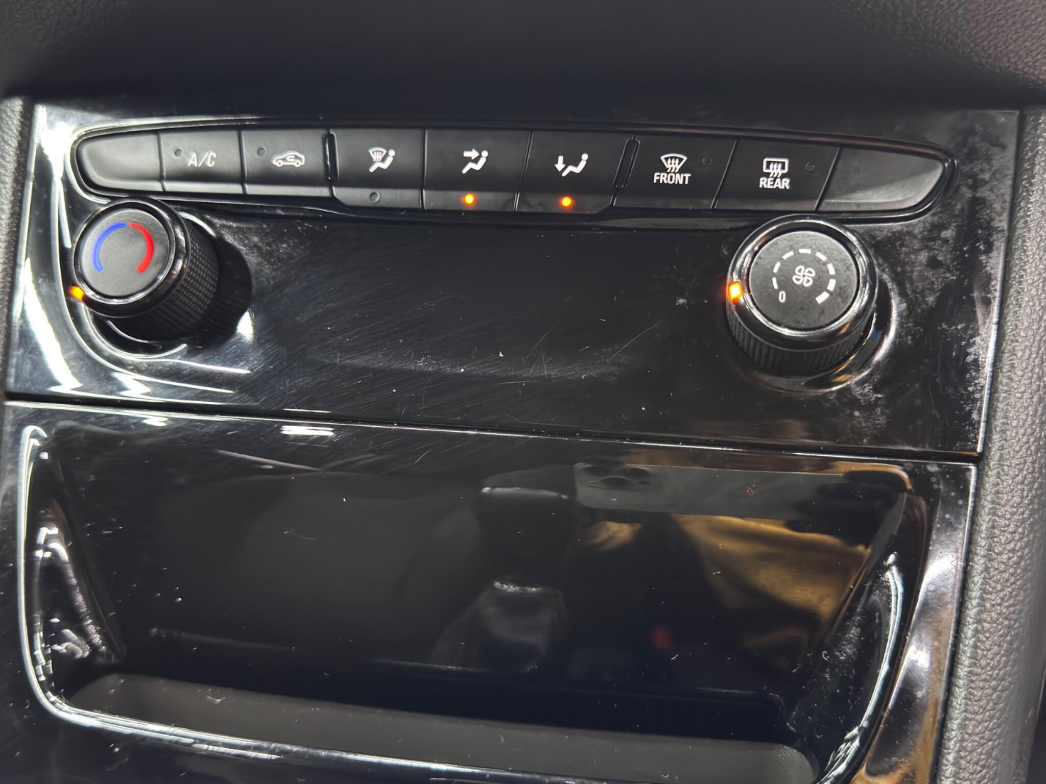 Vauxhall Astra 1.4i Turbo SRi Nav Euro 6 5dr 5dr Manual 2025