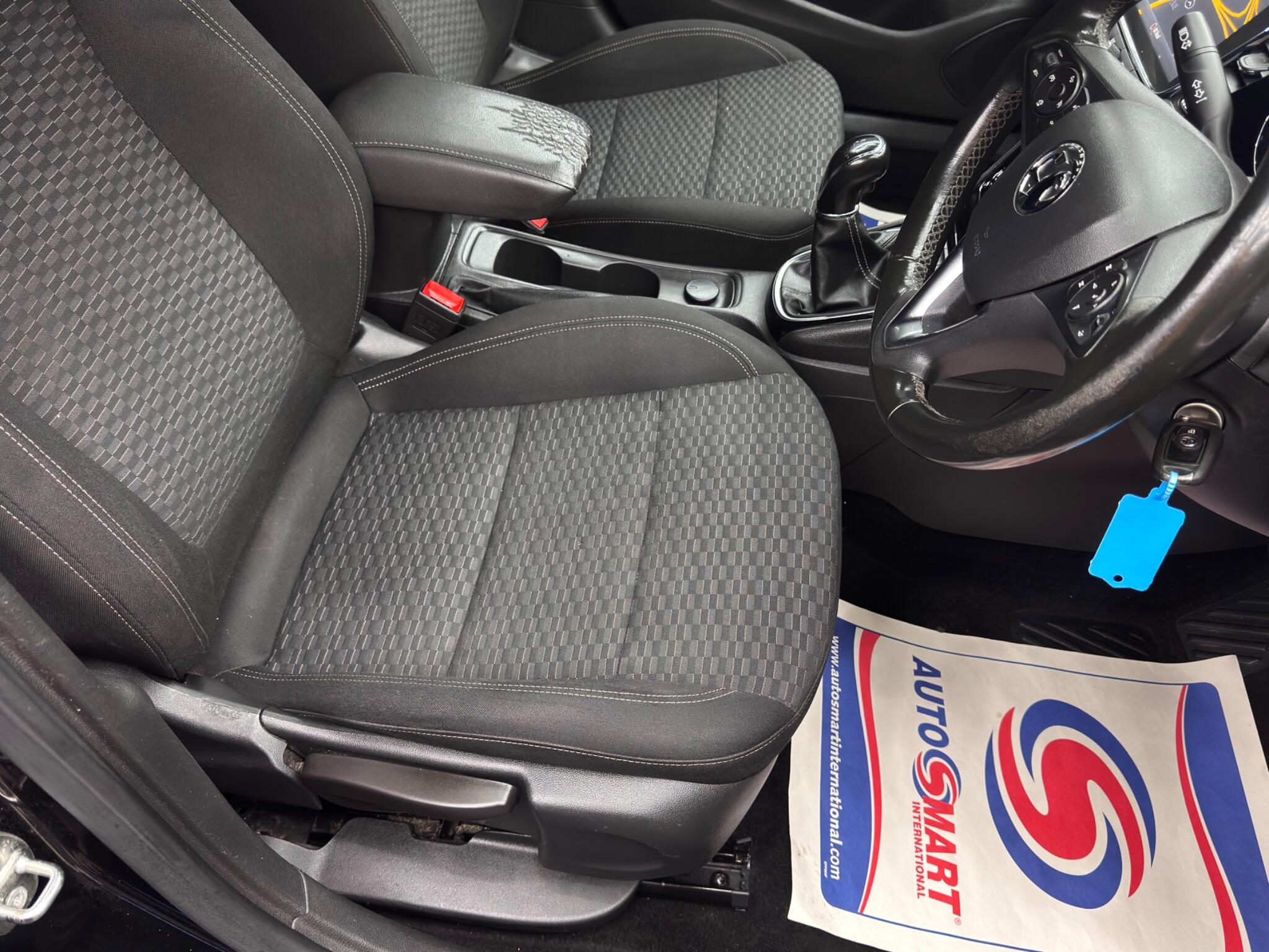 Vauxhall Astra 1.4i Turbo SRi Nav Euro 6 5dr 5dr Manual 2025