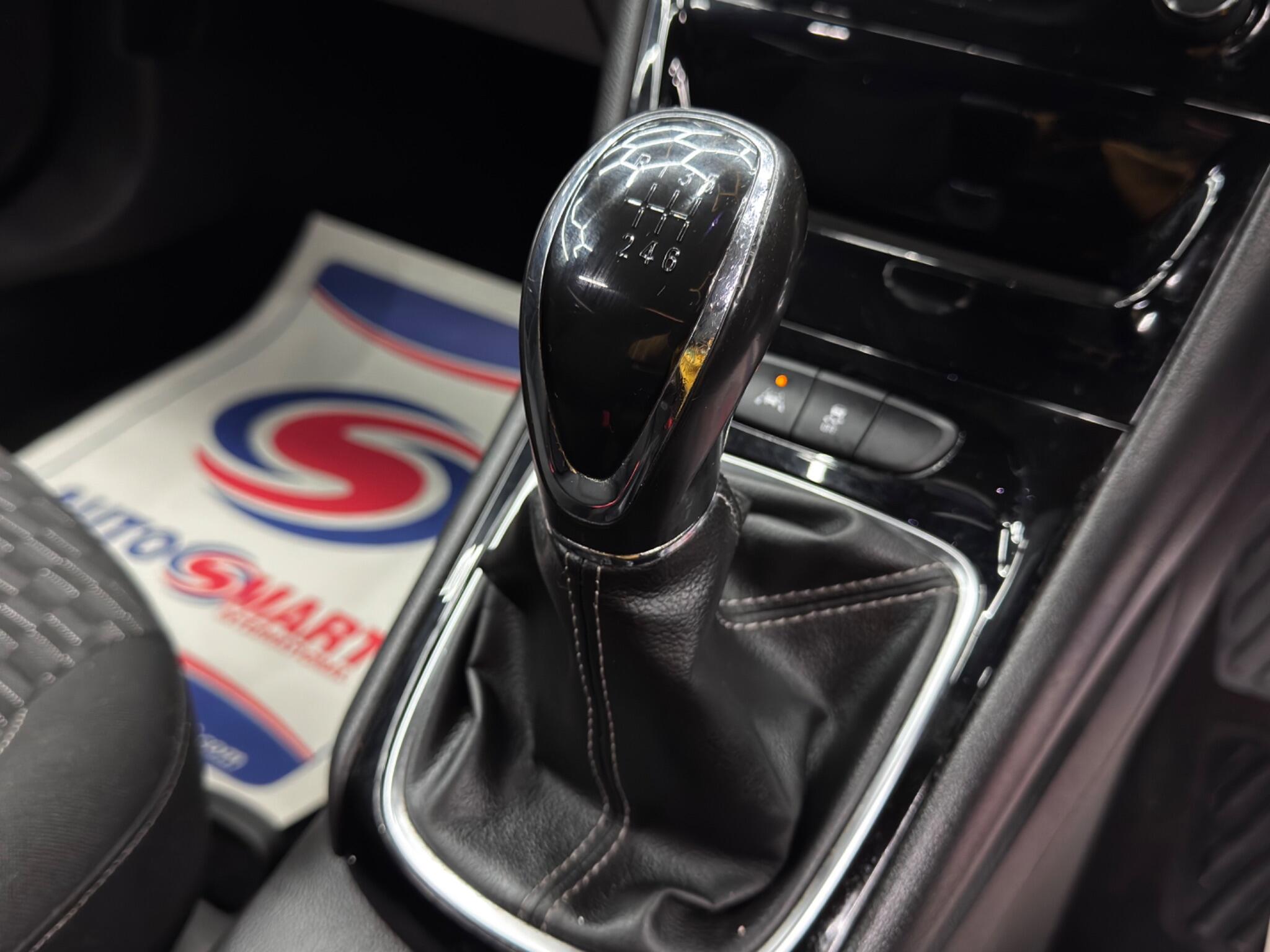 Vauxhall Astra 1.4i Turbo SRi Nav Euro 6 5dr 5dr Manual 2025