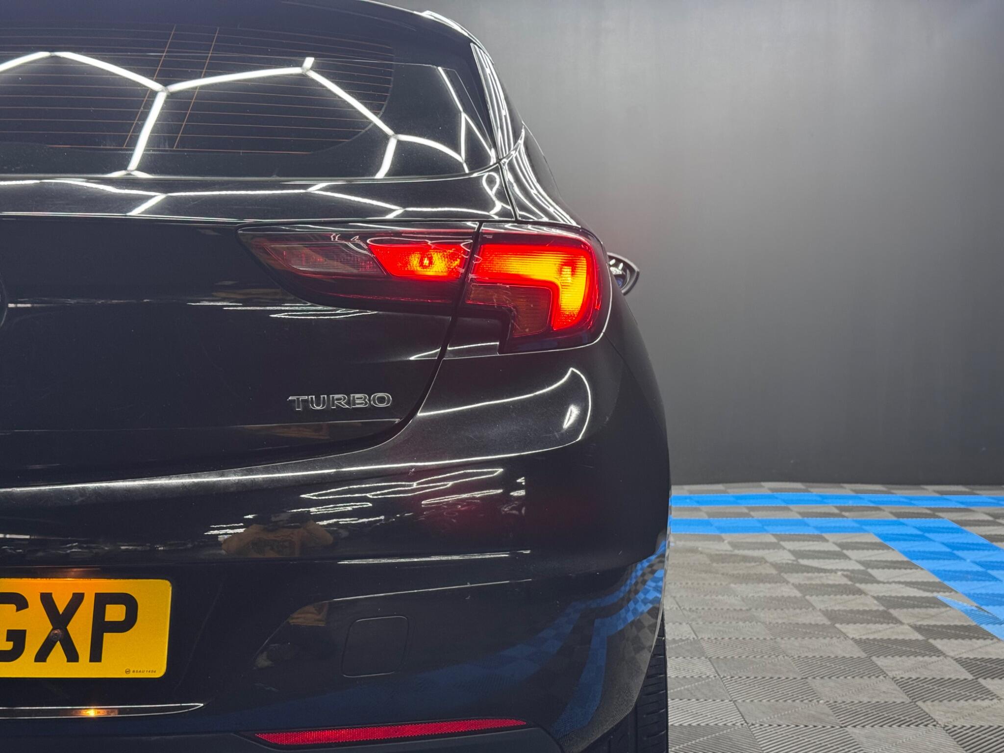 Vauxhall Astra 1.4i Turbo SRi Nav Euro 6 5dr 5dr Manual 2025