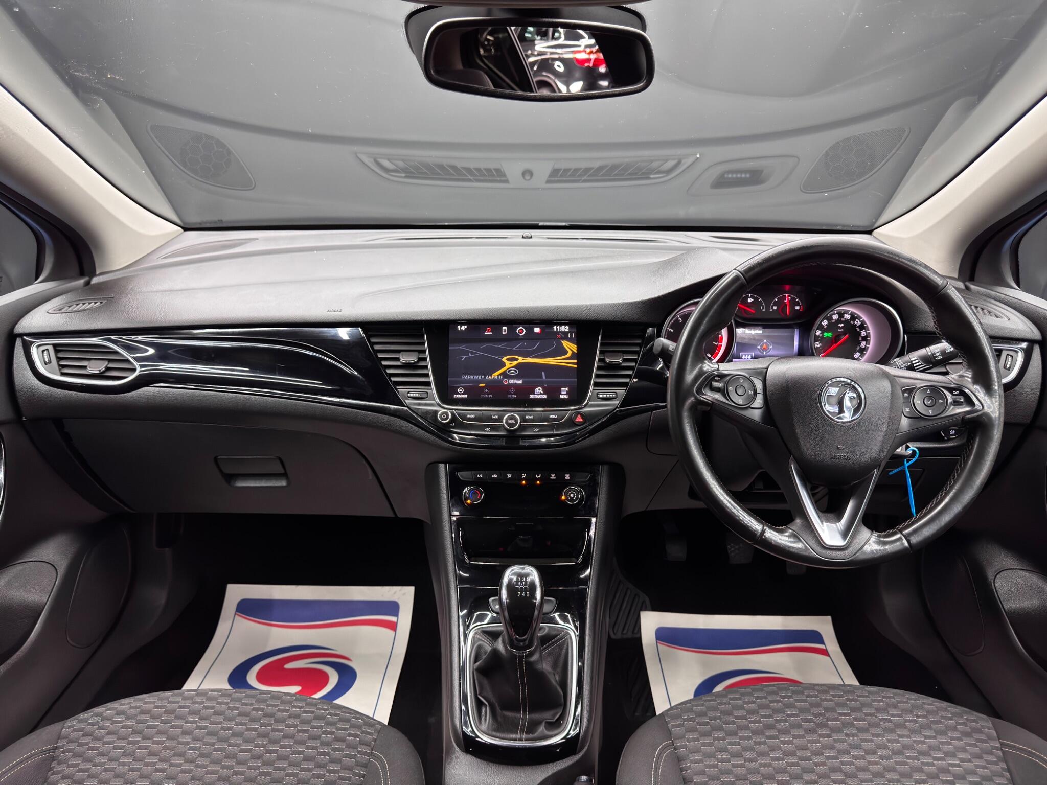 Vauxhall Astra 1.4i Turbo SRi Nav Euro 6 5dr 5dr Manual 2025