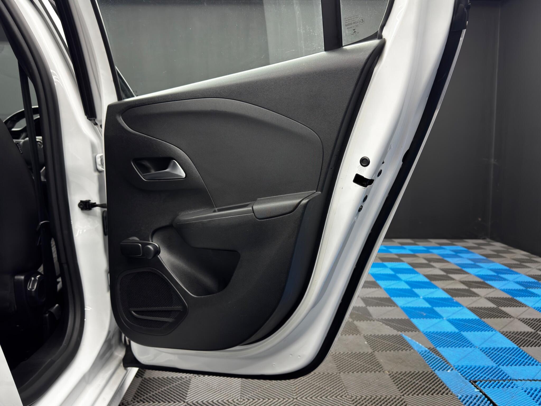 Vauxhall Corsa 1.2 SE Premium Euro 6 5dr 5dr Manual 2025