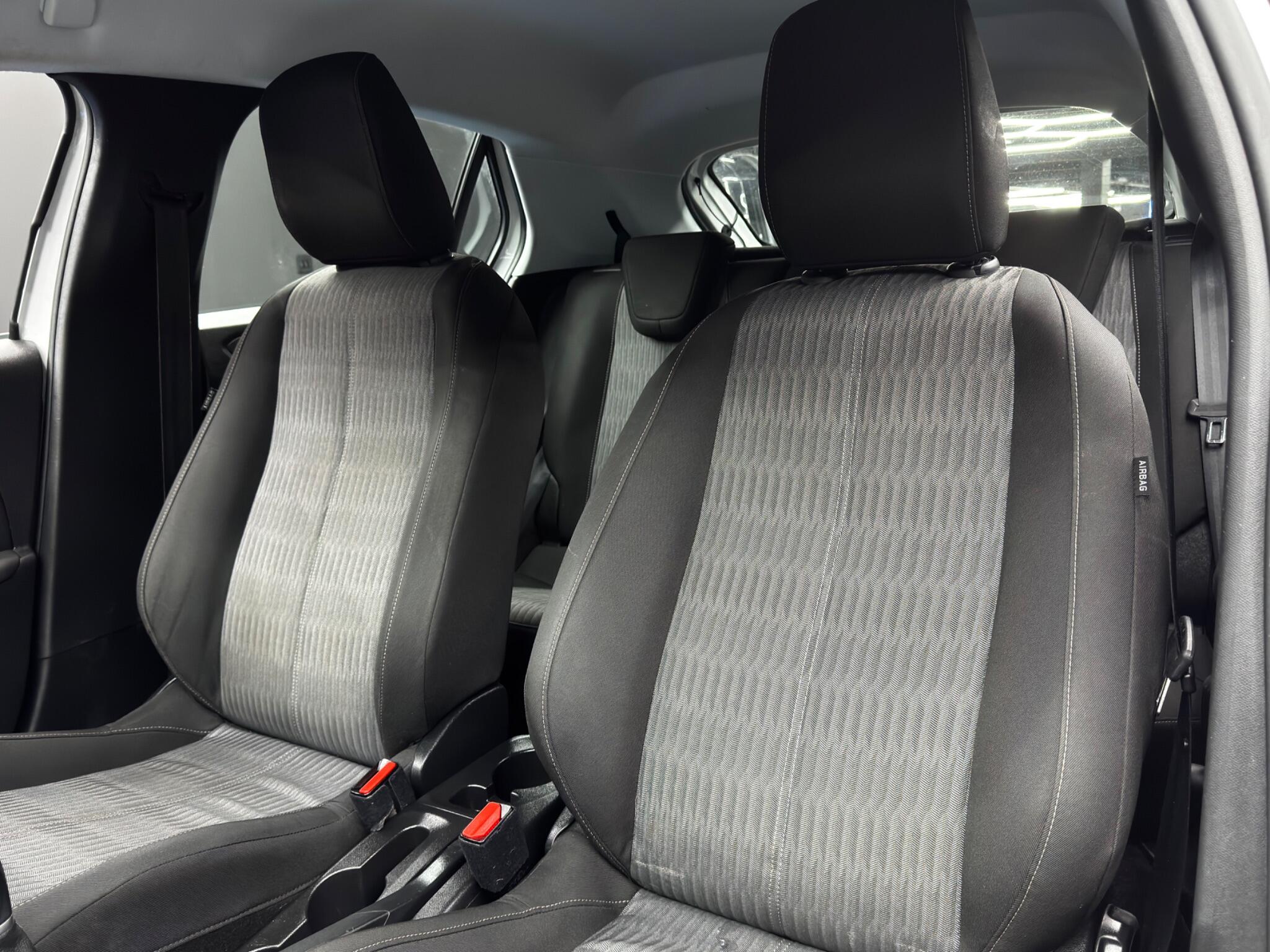 Vauxhall Corsa 1.2 SE Premium Euro 6 5dr 5dr Manual 2025