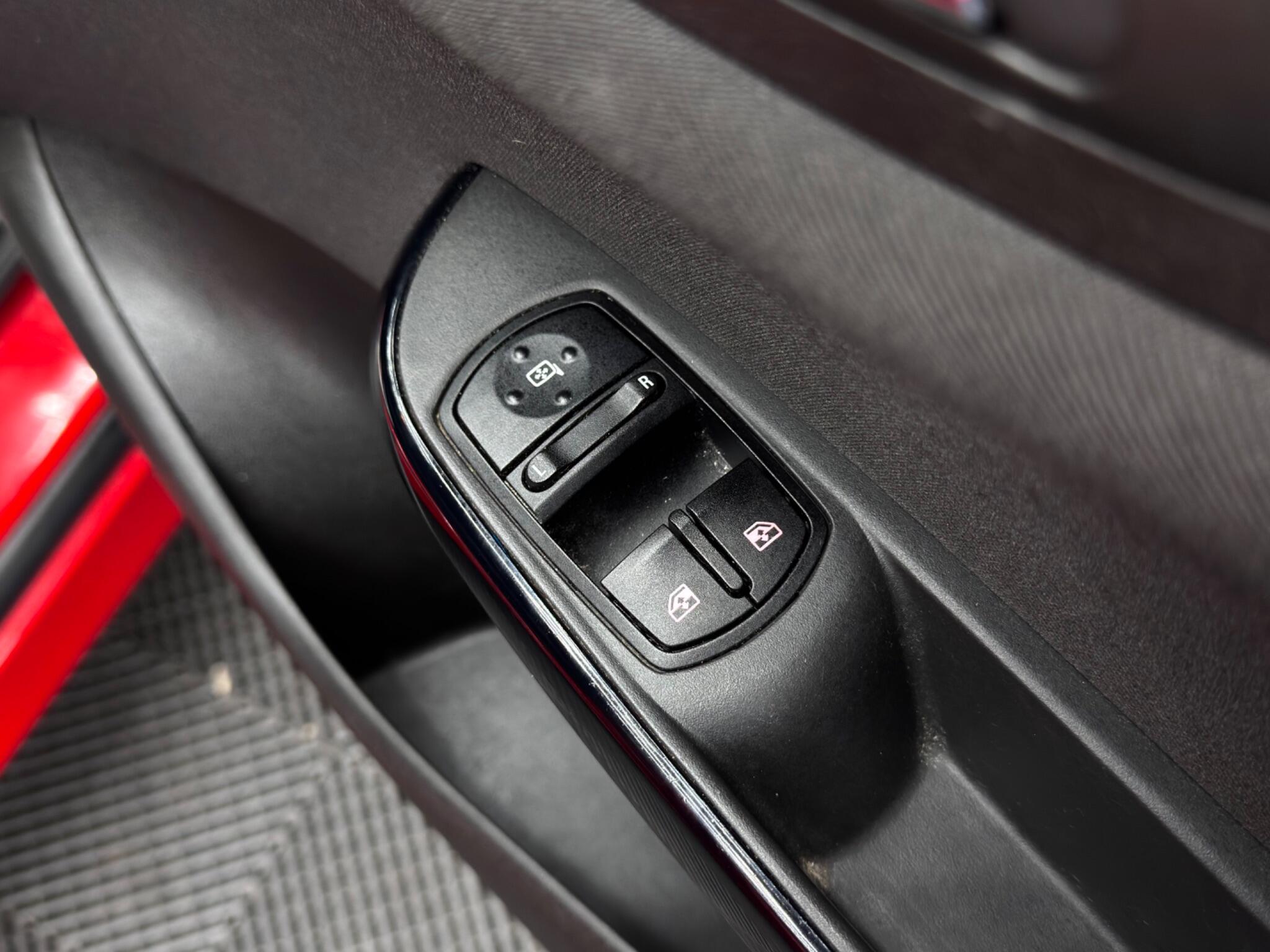 Vauxhall Corsa 1.4i ecoTEC Limited Edition Euro 6 5dr 5dr Manual 2025