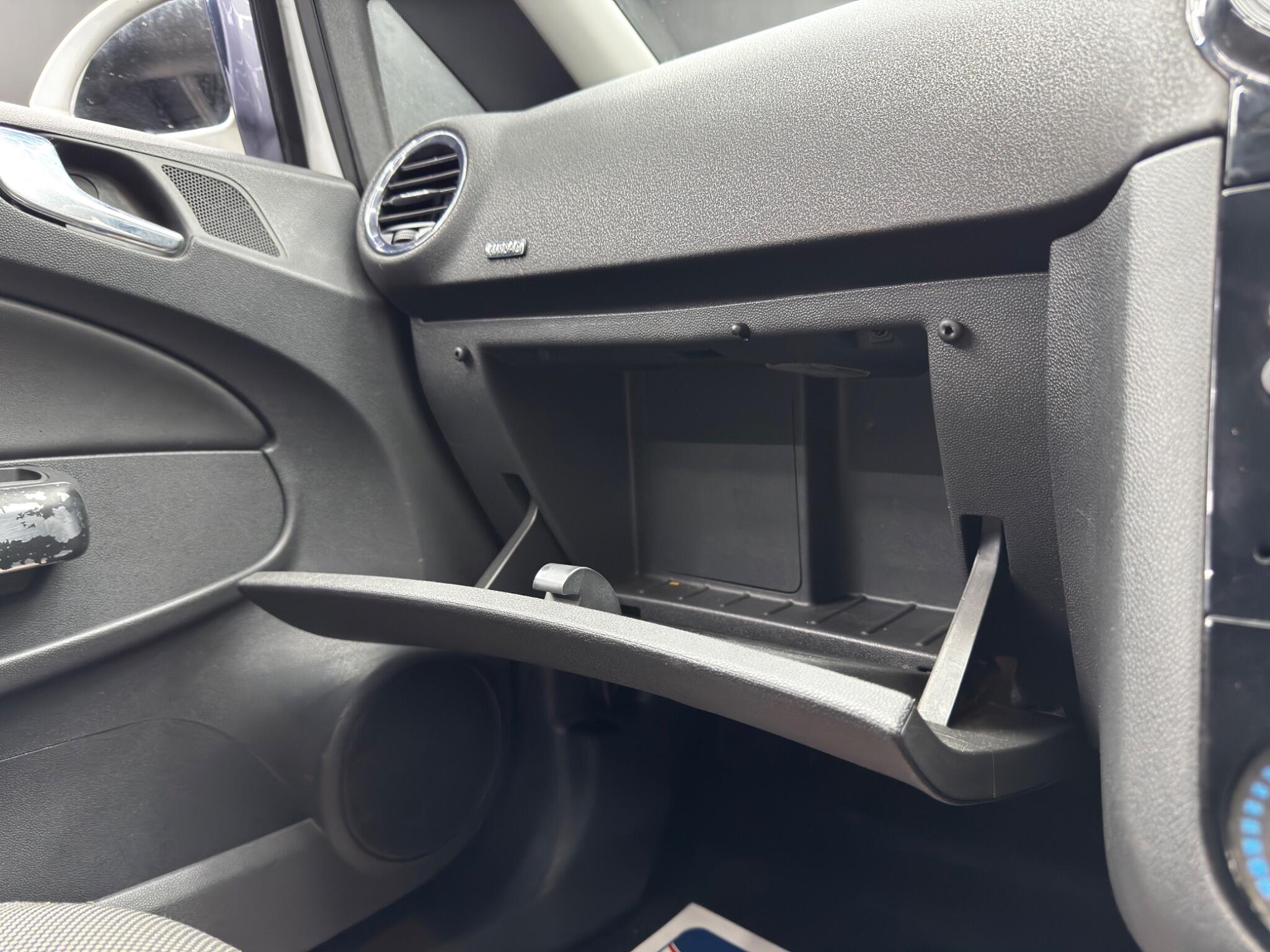 Vauxhall Corsa 1.6T 16V VXR Nurburgring Euro 5 3dr 3dr Manual 2026