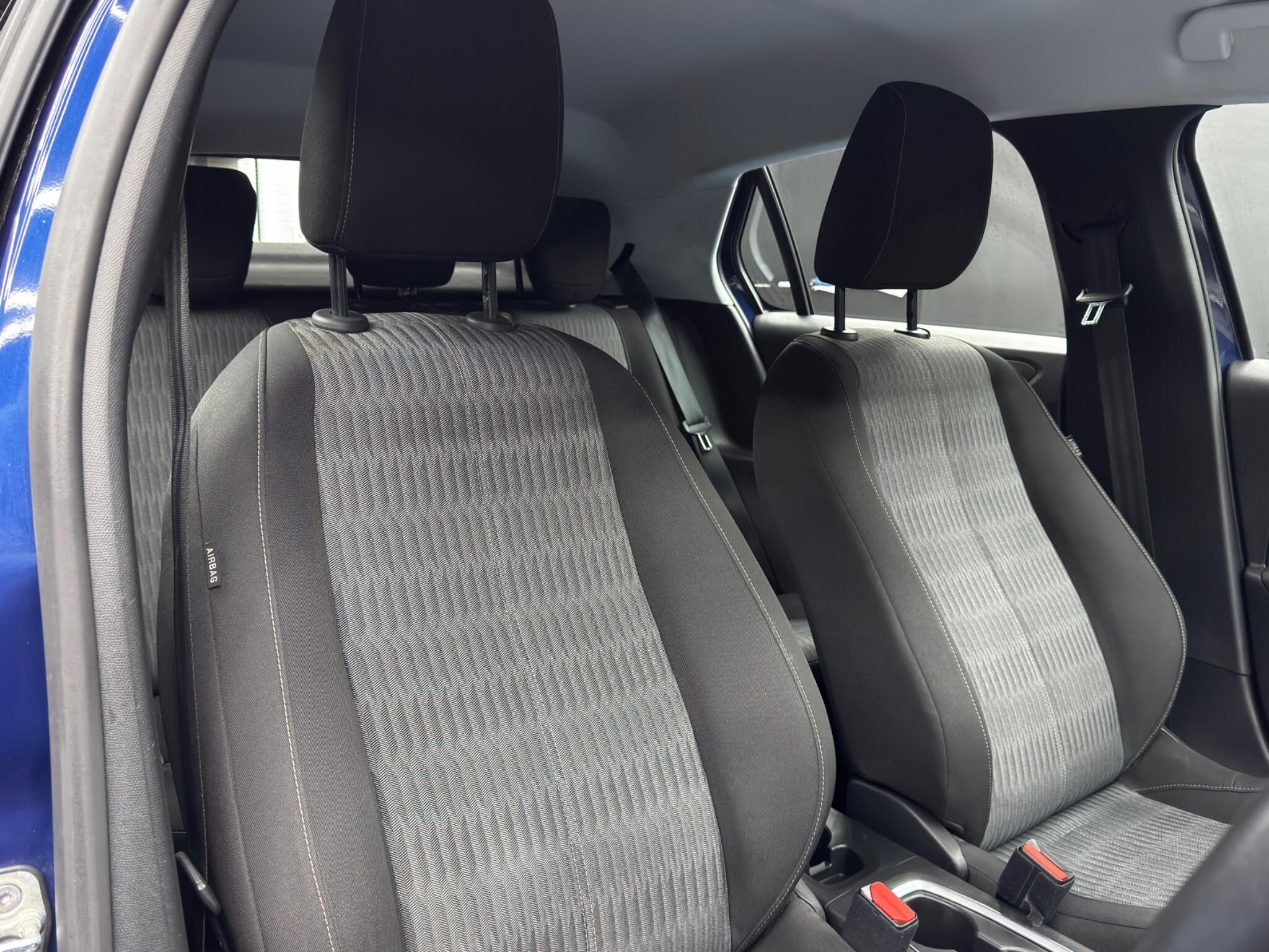 Vauxhall Corsa electric 50kWh SE Nav Auto 5dr (7.4Kw Charger) 5dr Automatic 2026