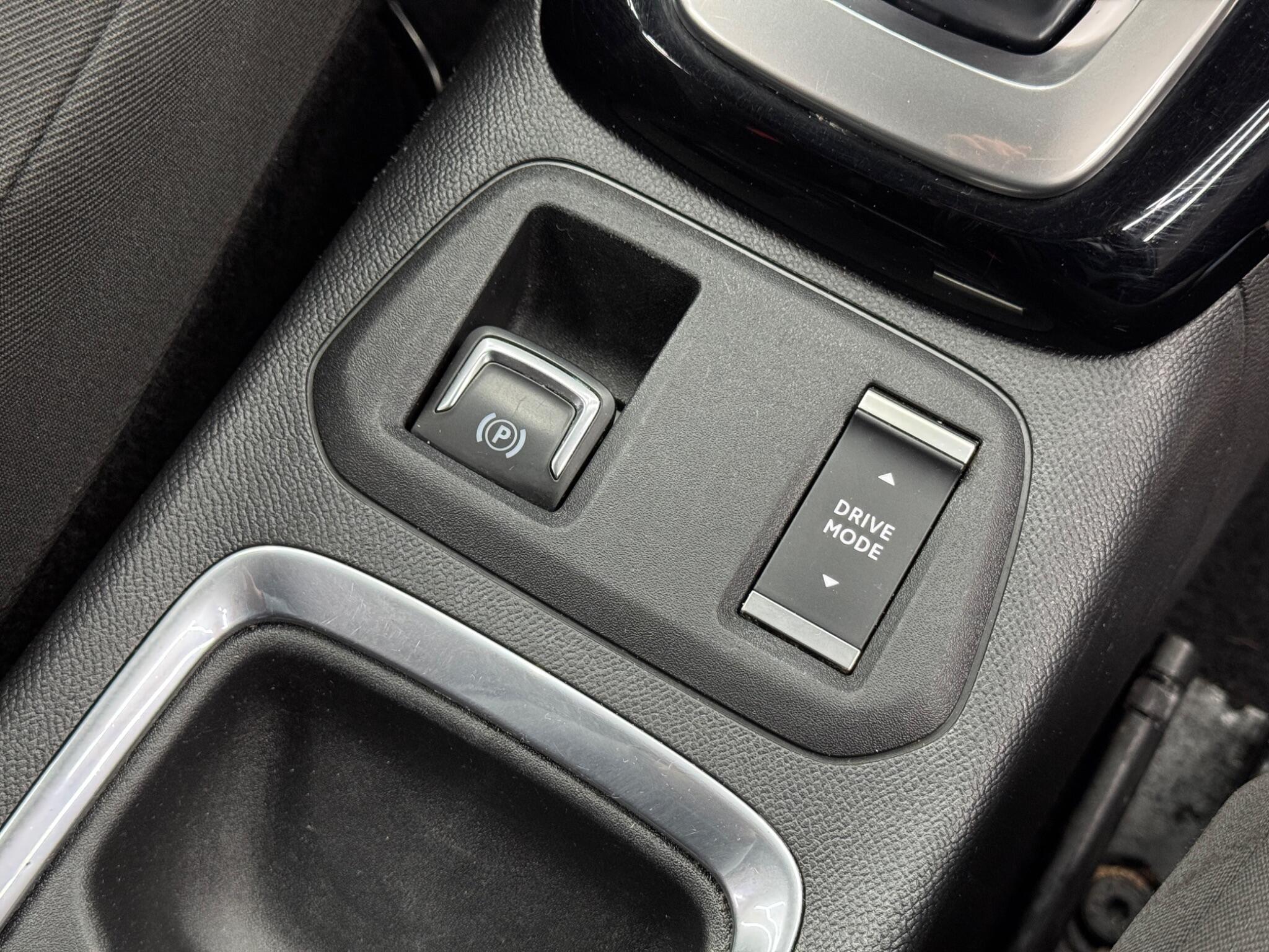 Vauxhall Corsa electric 50kWh SE Nav Auto 5dr (7.4Kw Charger) 5dr Automatic 2026