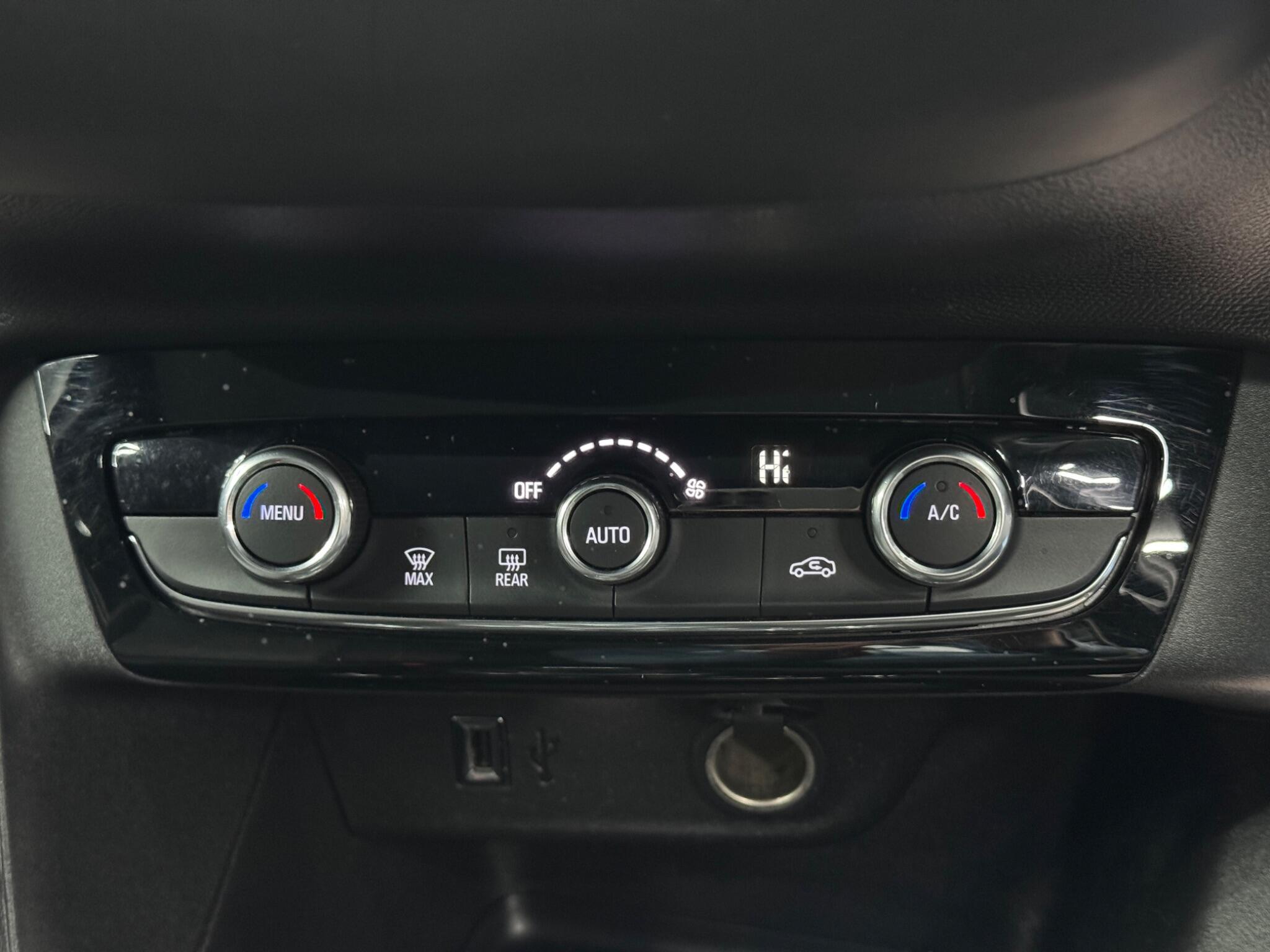 Vauxhall Corsa electric 50kWh SE Nav Auto 5dr (7.4Kw Charger) 5dr Automatic 2026