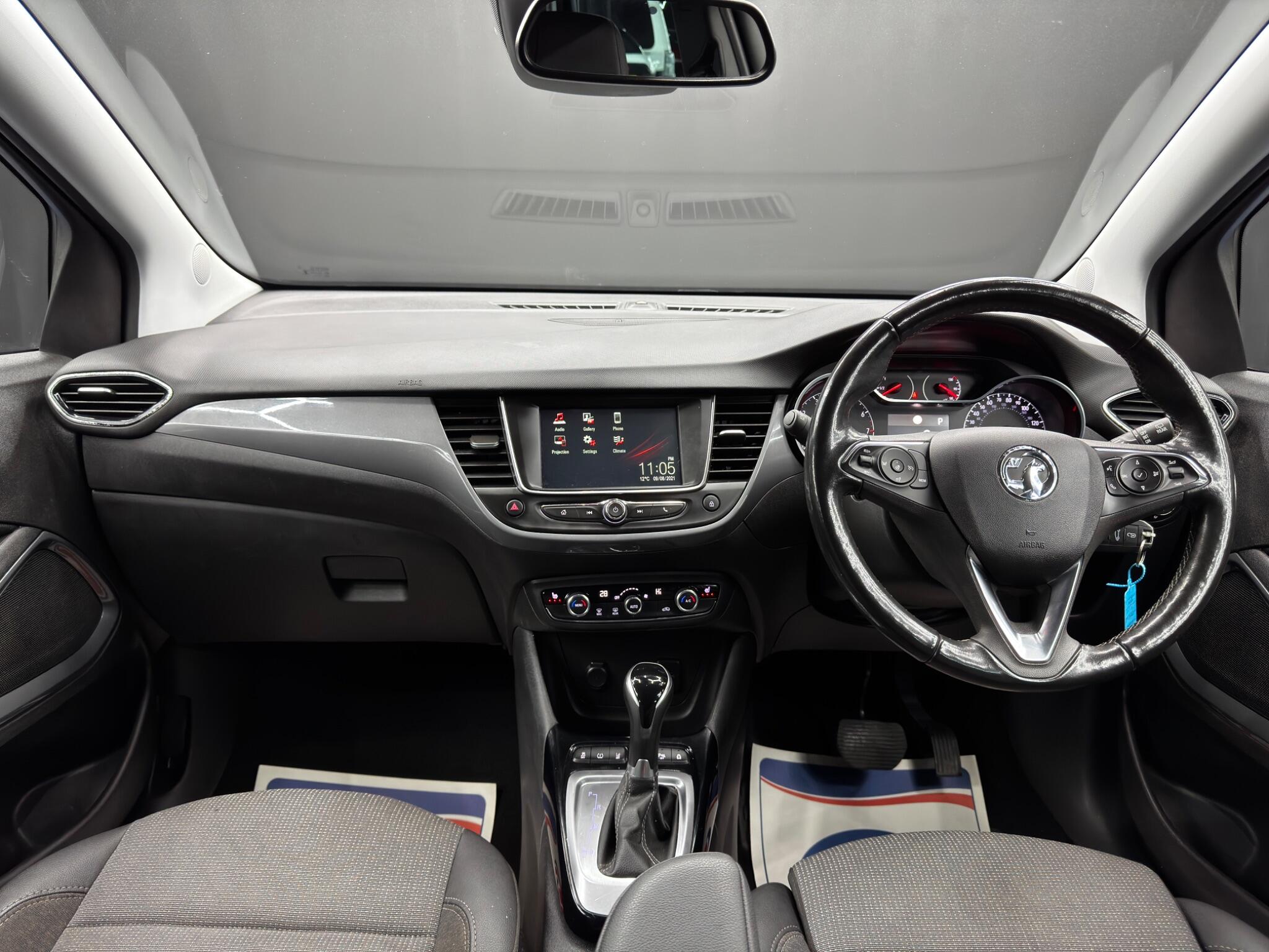Vauxhall Crossland 1.2 Turbo Elite Auto Euro 6 (s/s) 5dr 5dr Automatic 2026