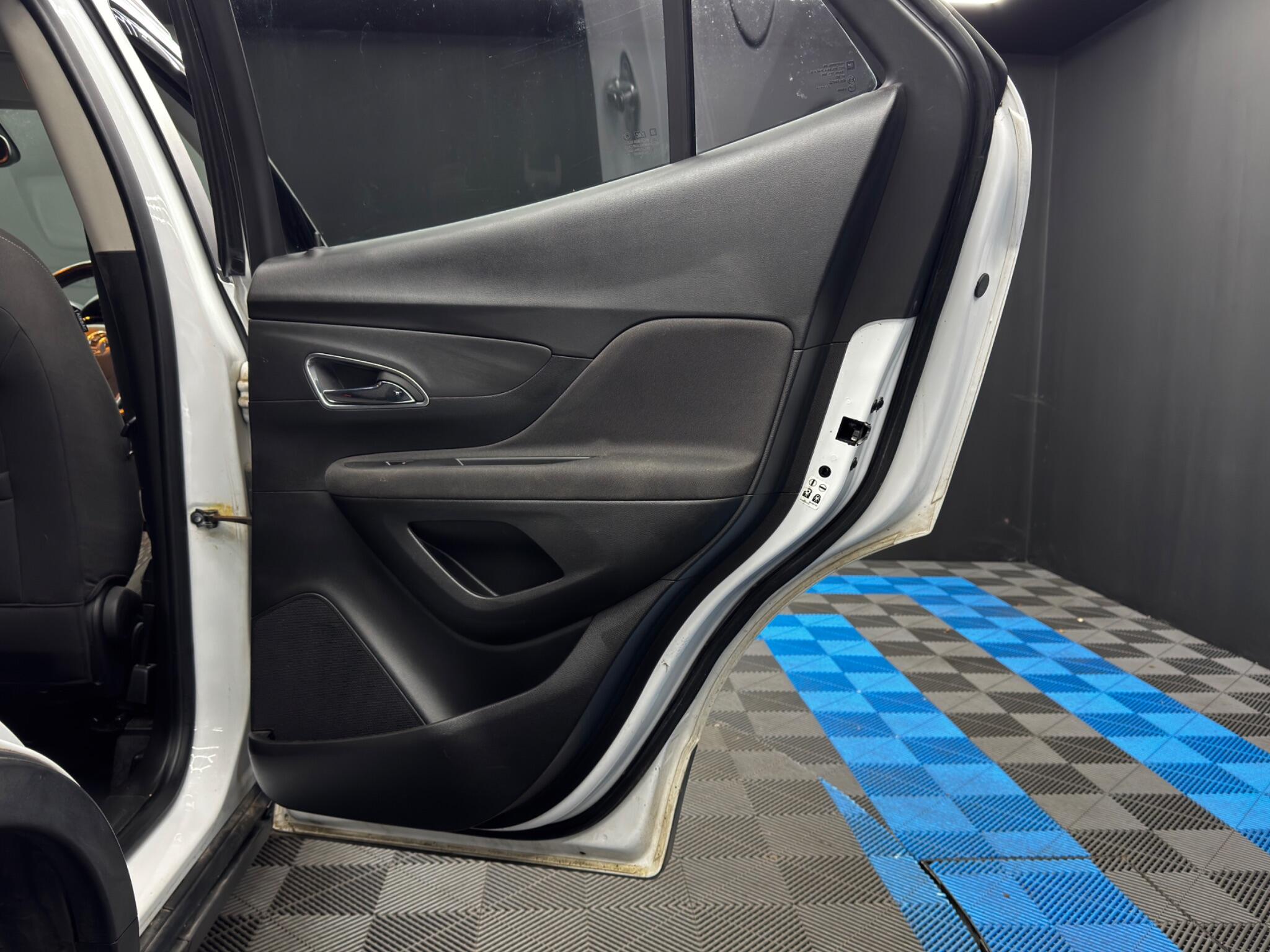 Vauxhall Mokka 1.4T Exclusiv 4WD Euro 5 (s/s) 5dr 5dr Manual 2026